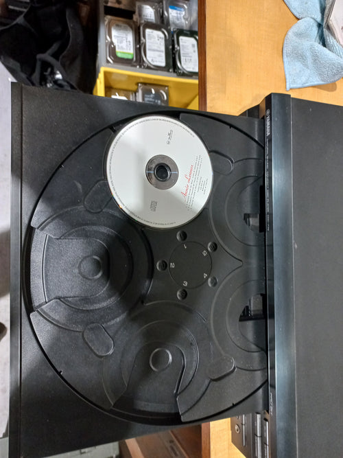 5-Disc CD Changer - Yamaha CDC-775 -No Remote