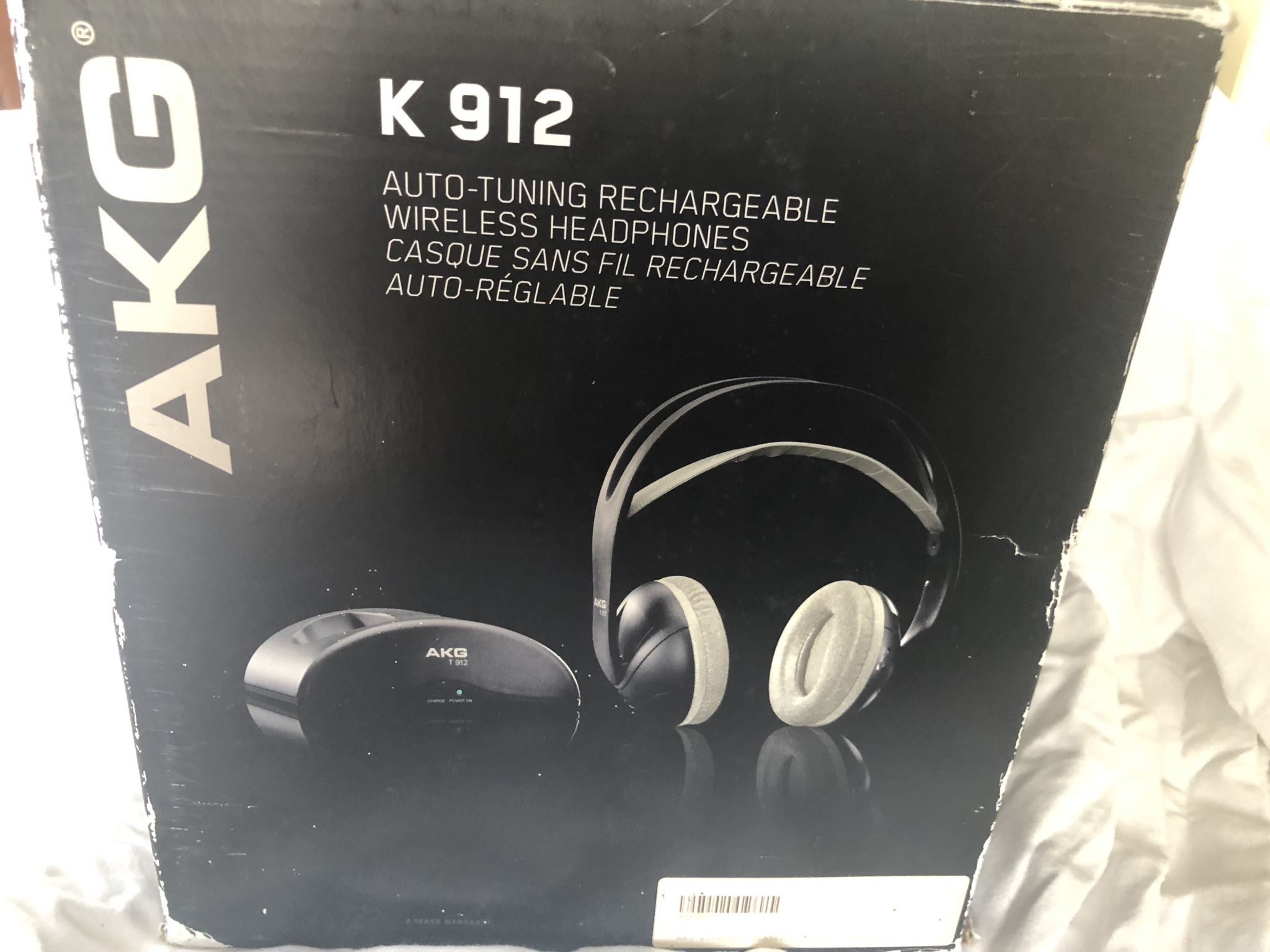 AKG Wireless Headphones – Model K912