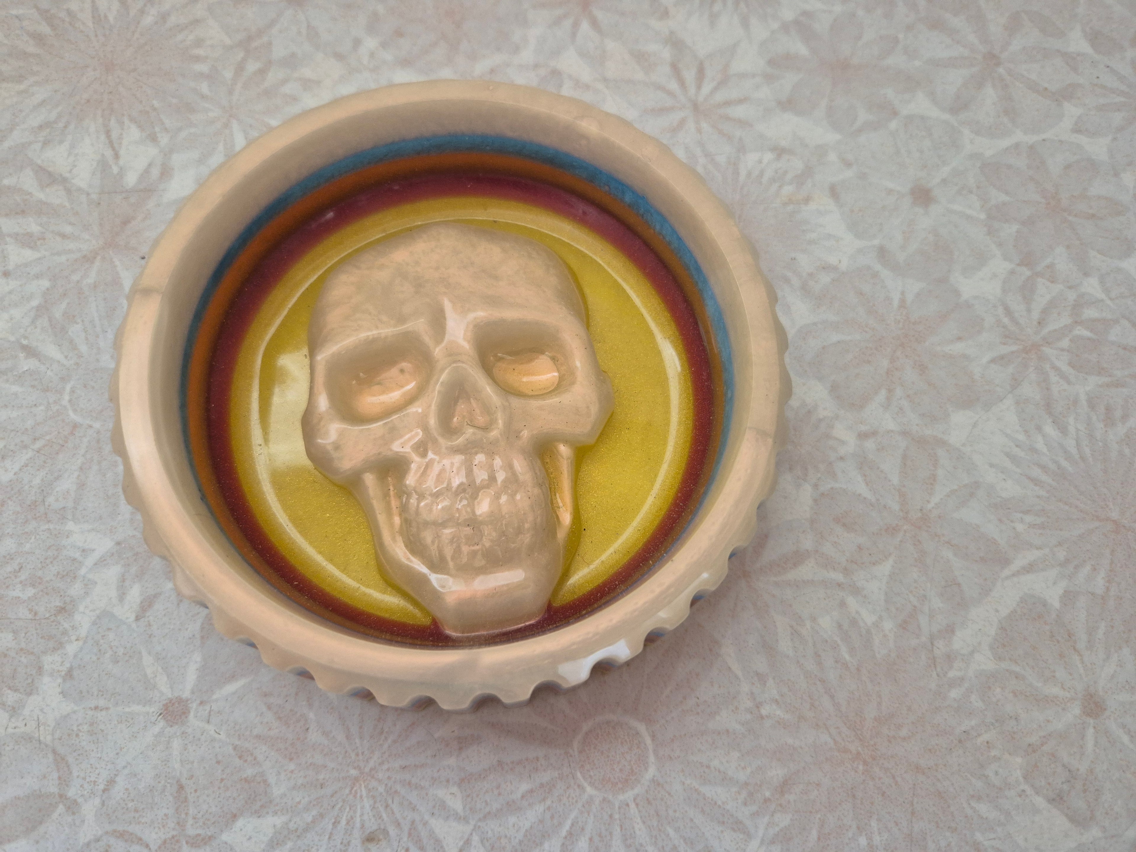 🌈 Multi-Colored Skull Ashtray – Handmade Resin Art (Limited Edition of 1)