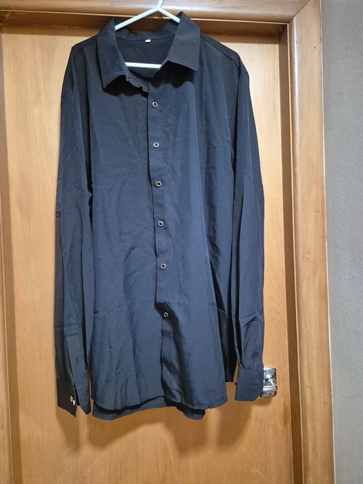 Men’s Black Shirt (Size 42 / L–XL) Brand New