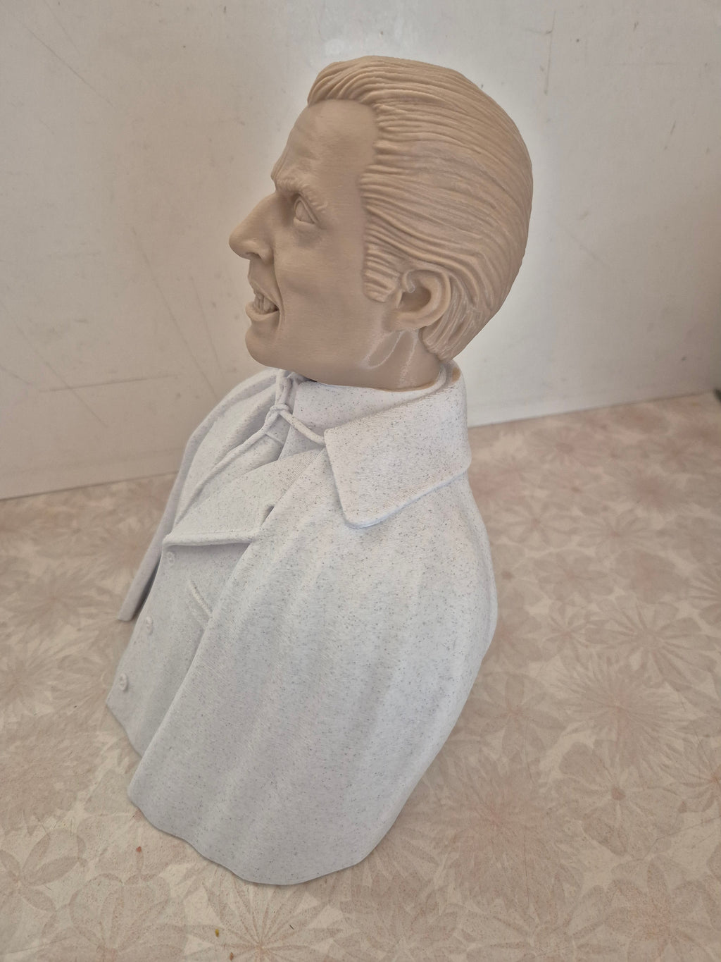 🧛♂️ Dracula – Limited Edition 3D Printed Home Decor