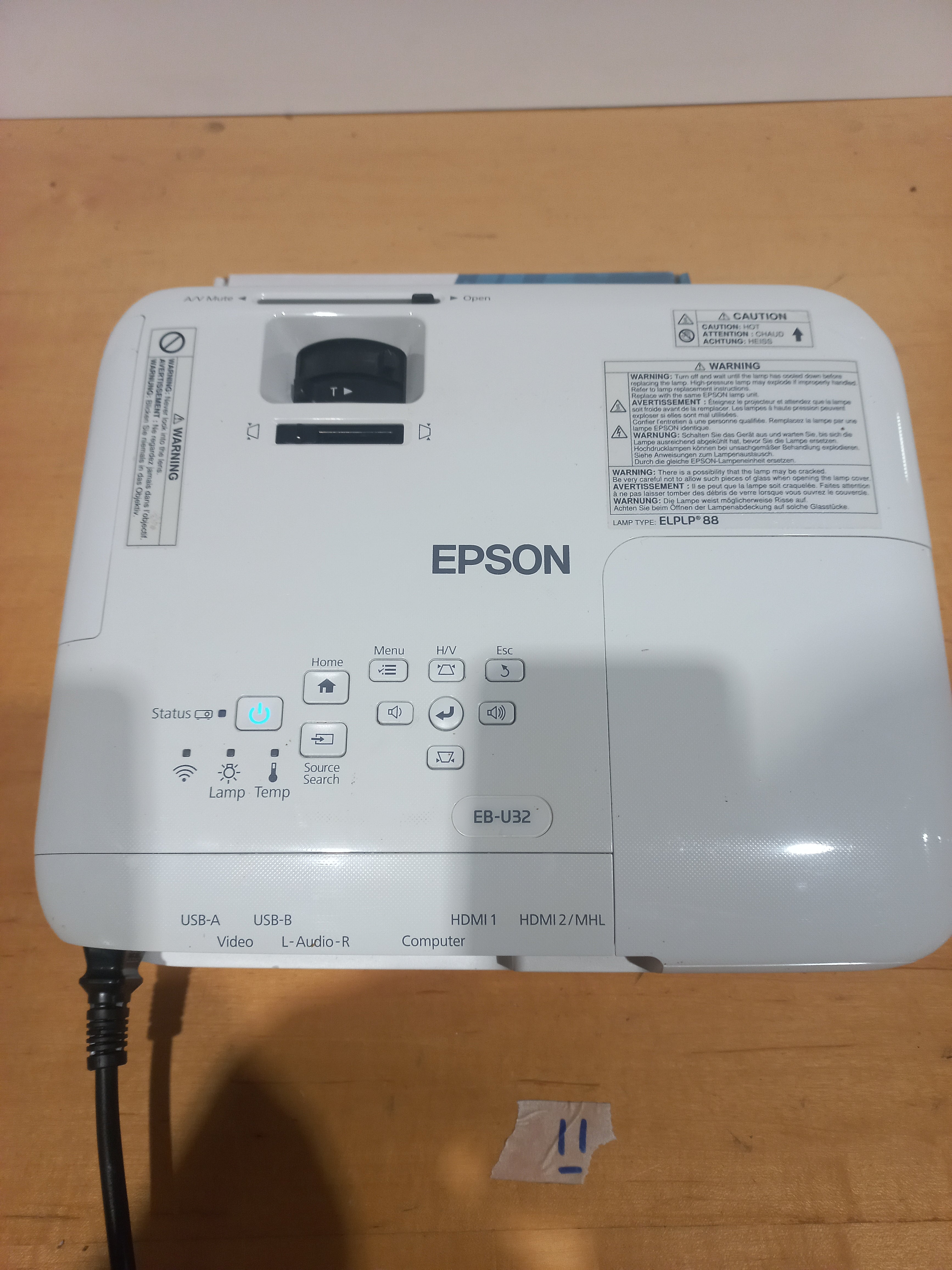 🎥 Epson LCD Projector – Model H722B