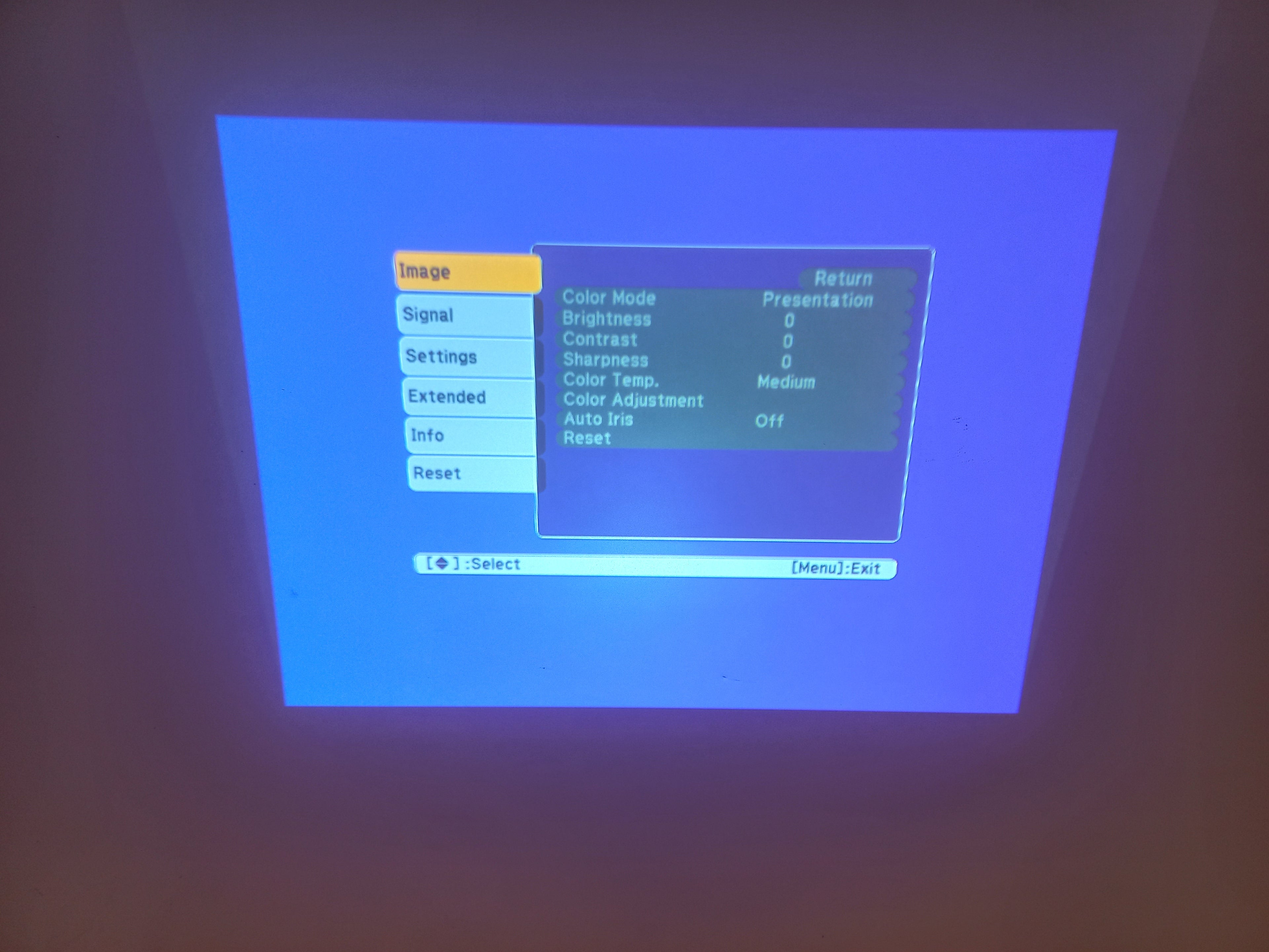 🎥 Epson LCD Projector – Model H328B (EB-S72)