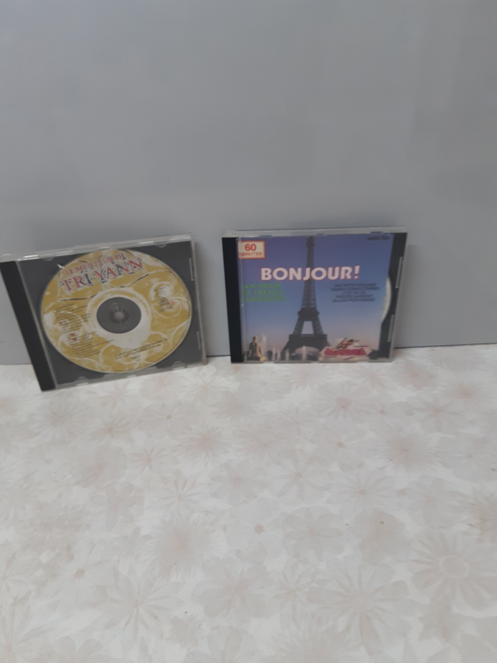 French Music CD Bundle - Bonjour! and Le Meilleur de Tri Yann