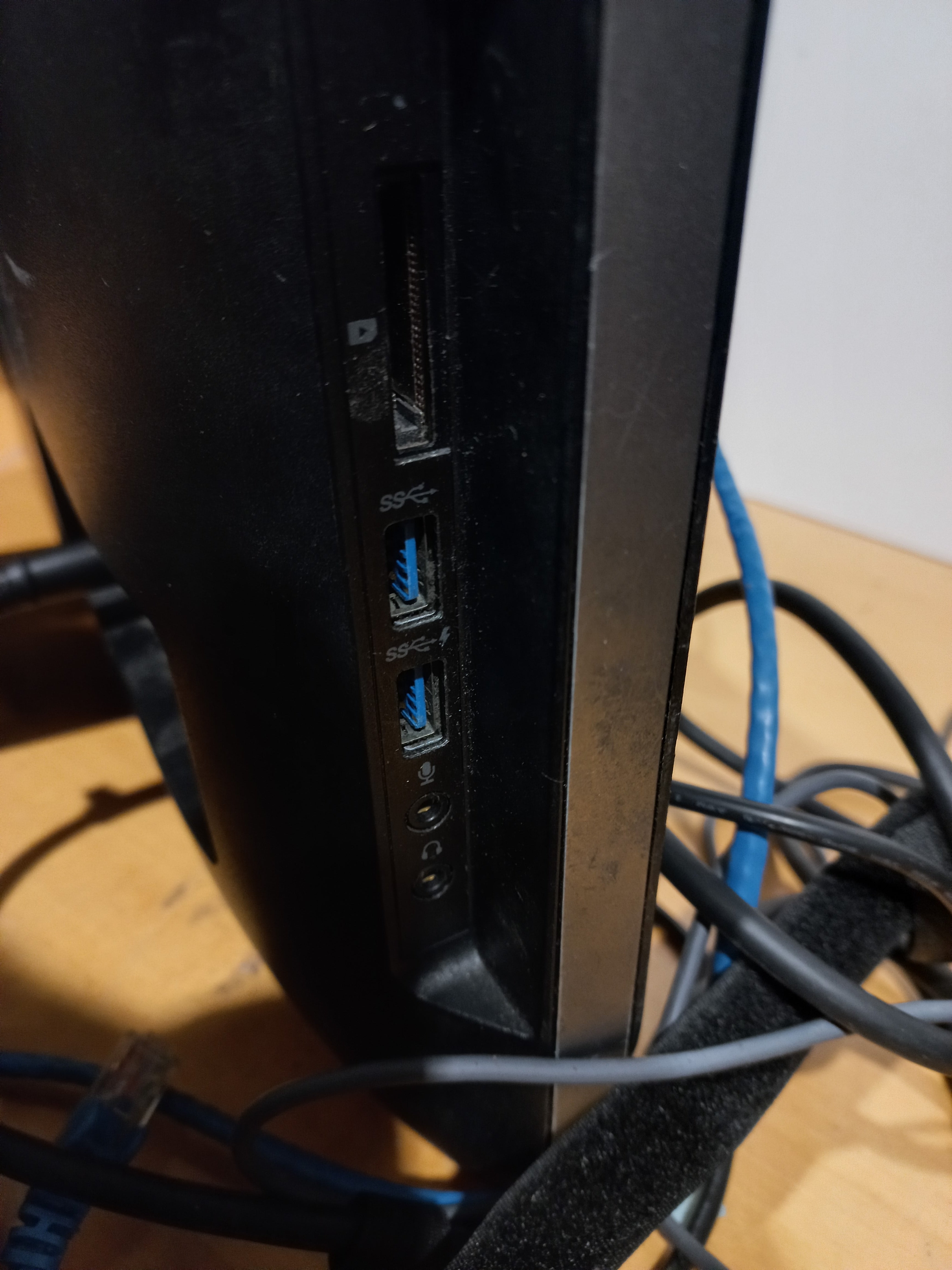 HP All‑in‑One Computer – i5 / 8GB RAM / 1TB HDD – 20" – Windows 11