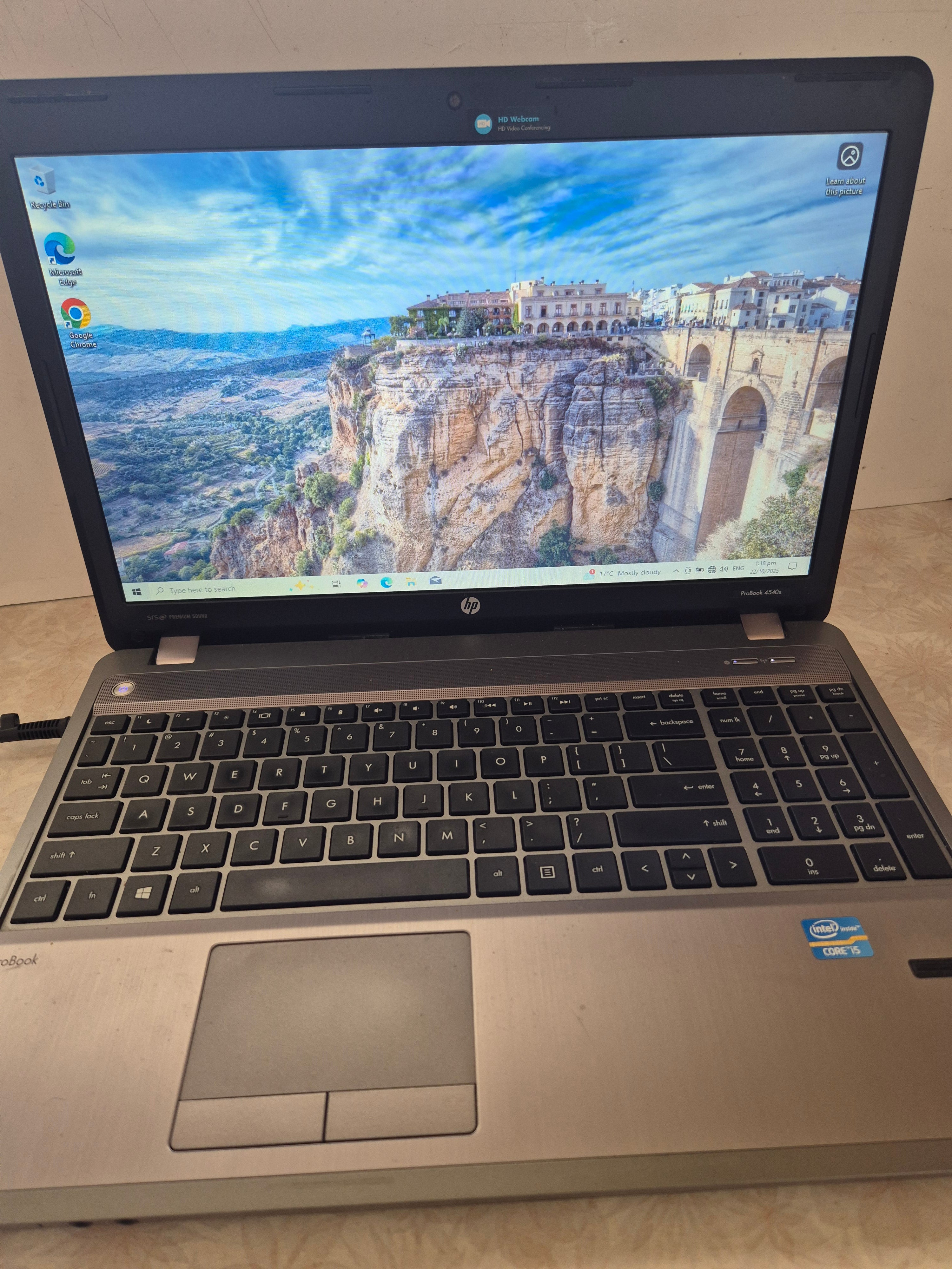 💻 Refurbished HP Laptop – Great for Everyday Use! 💻