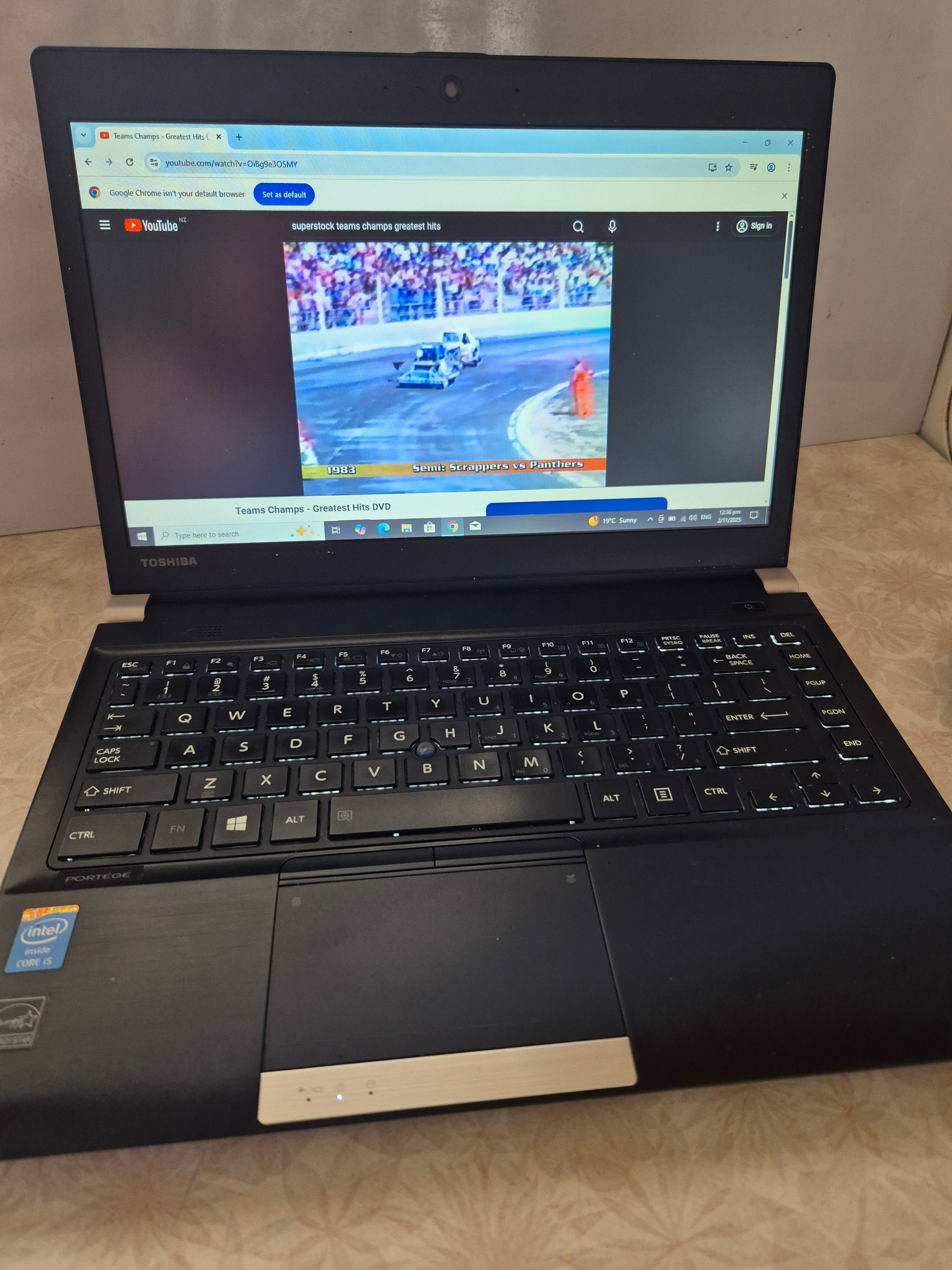 💻 Toshiba Laptop – Intel i5 (4th Gen), 8GB RAM, 240GB SSD