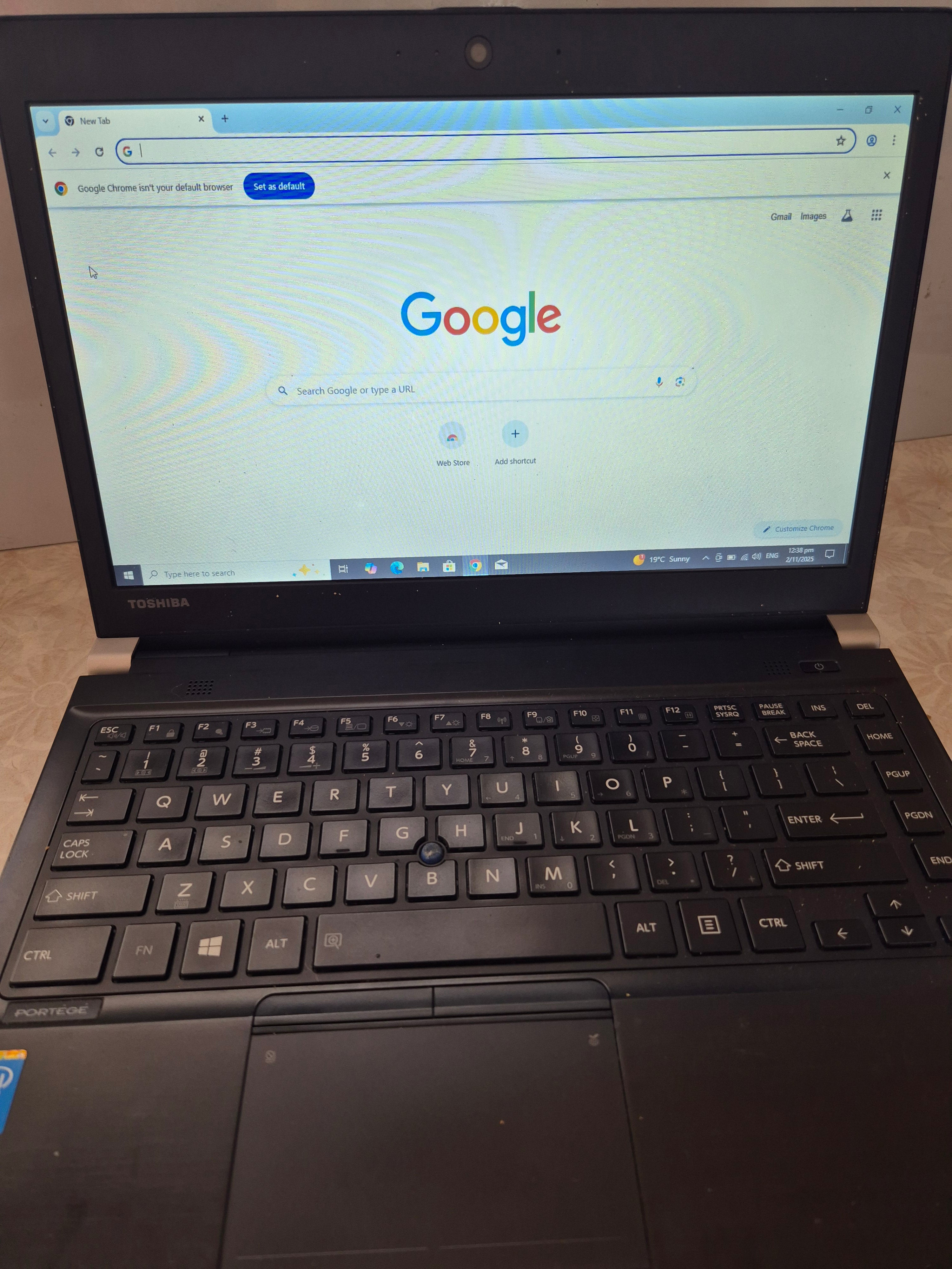 💻 Toshiba Laptop – Intel i5 (4th Gen), 8GB RAM, 240GB SSD