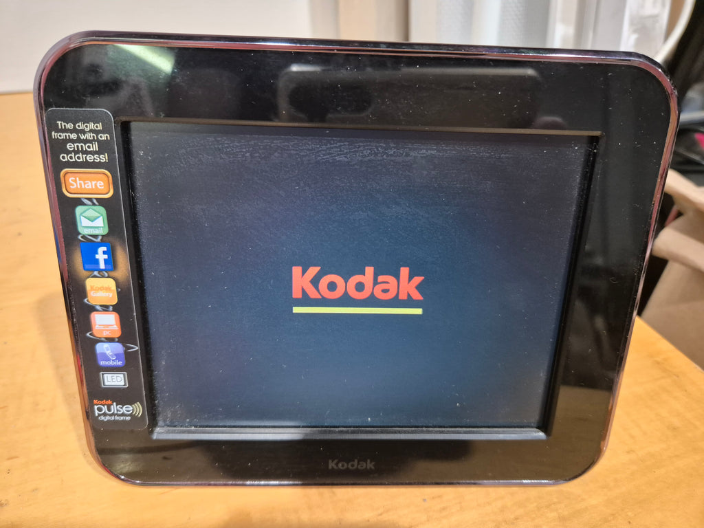 🖼️ Digital Photo Frame - Kodak Pulse Digital 7" Wi-Fi