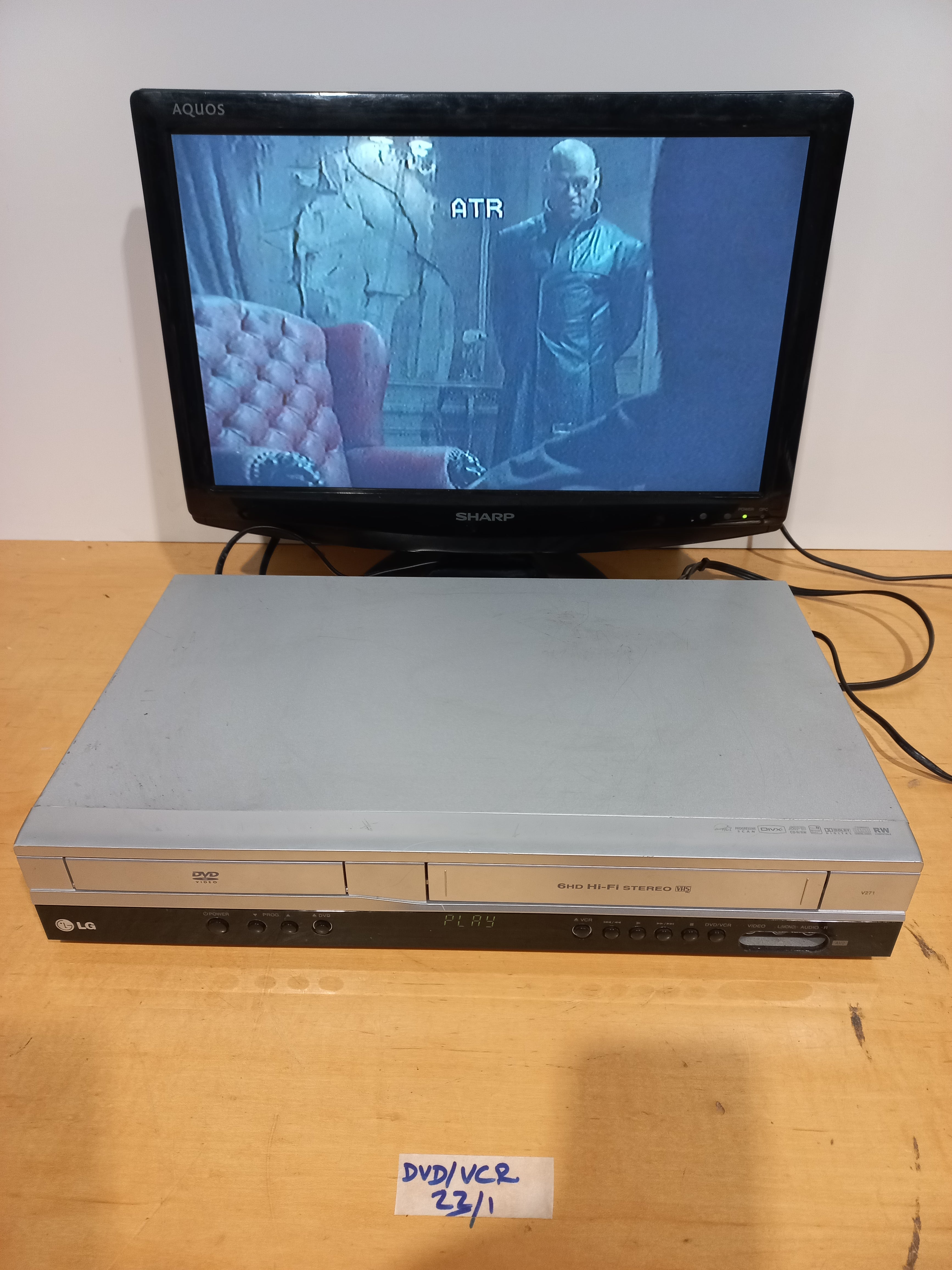 📼 LG DVD/VHS Combo Player – Model V271