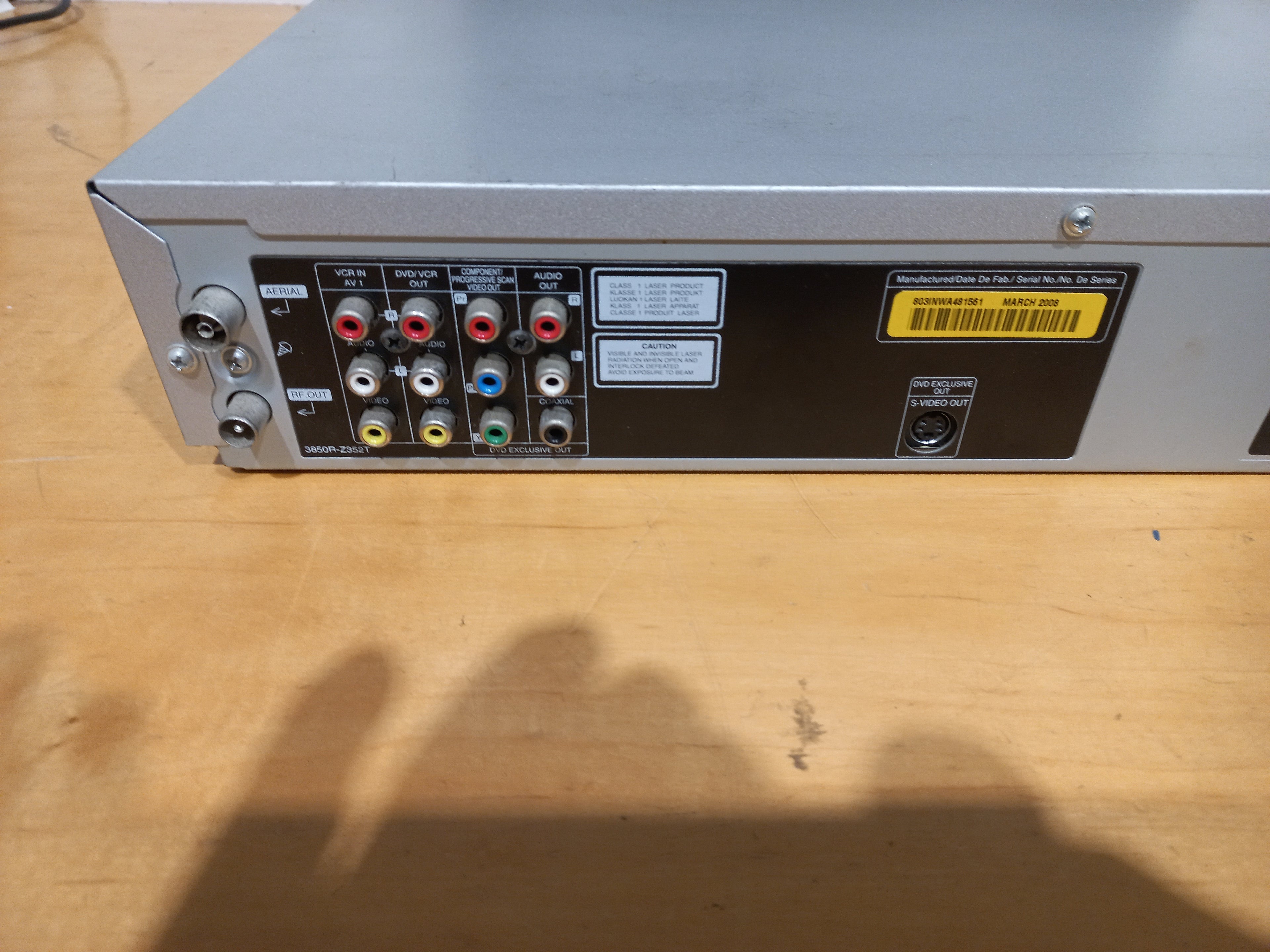 📼 LG DVD/VHS Combo Player – Model V271