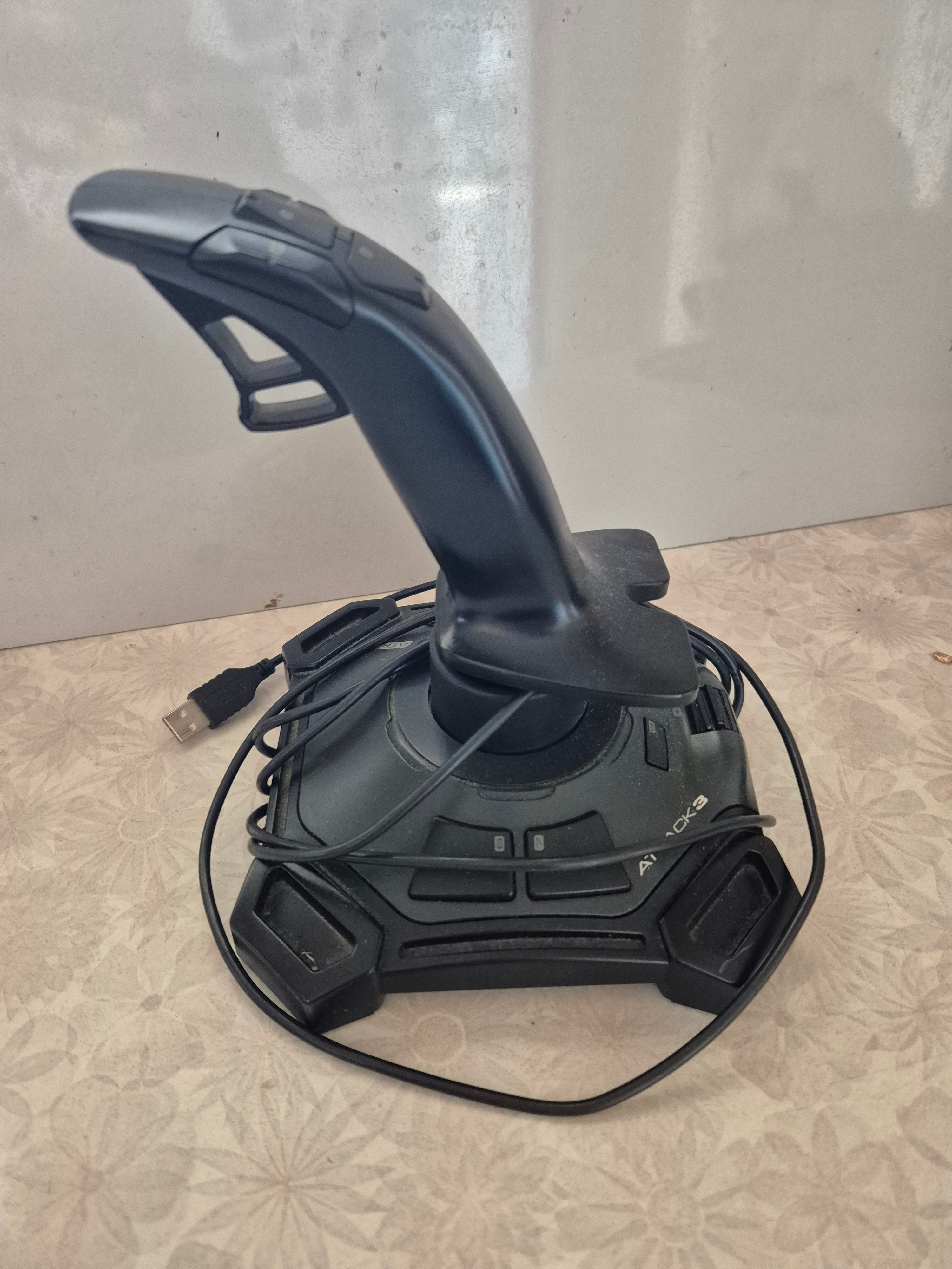 ✨ Logitech Attack 3 USB Joystick – Reliable, Precise & Ready for Flight ✨