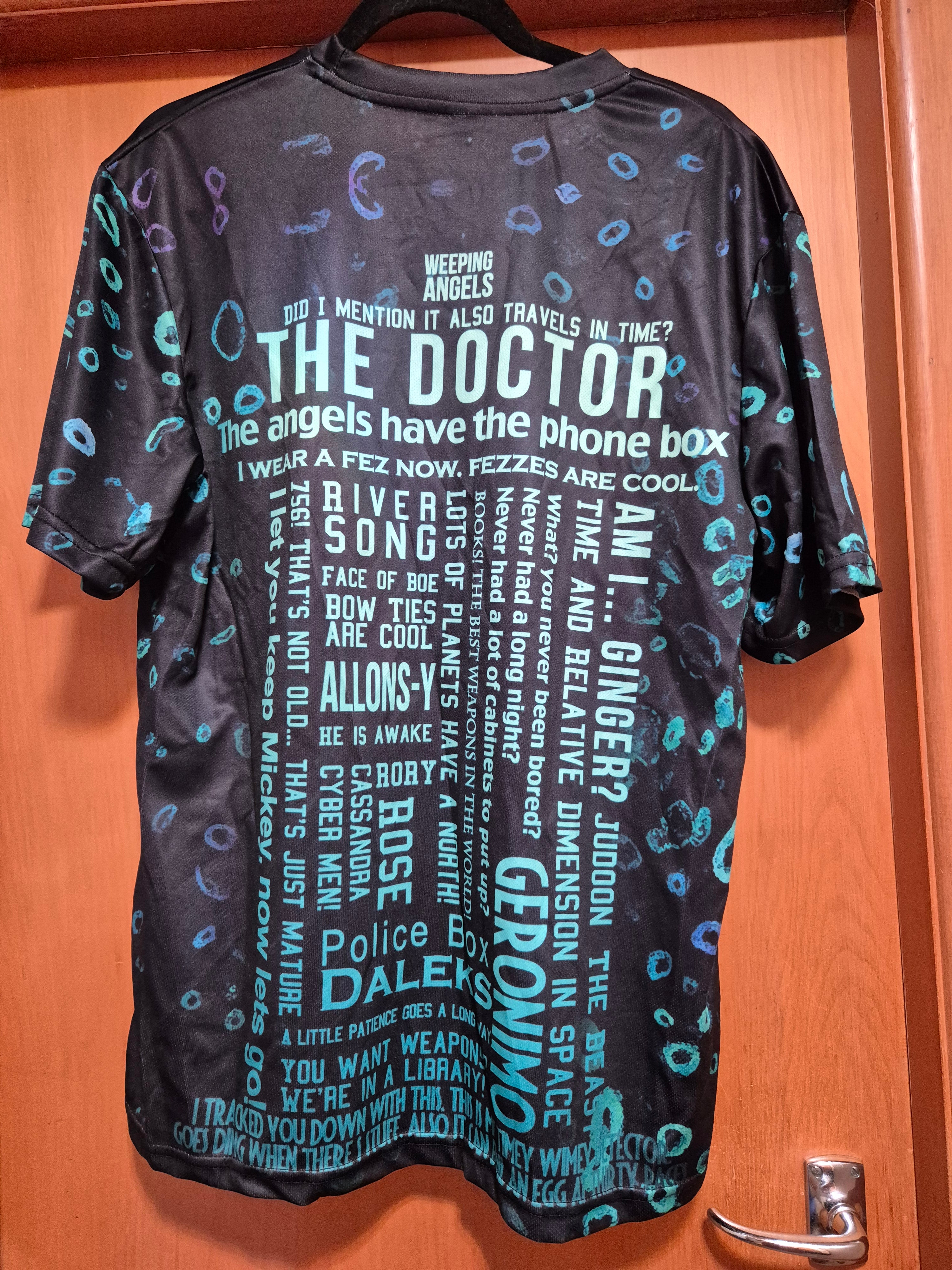 👕 Doctor Who Men’s T-Shirt – Size L 🔵