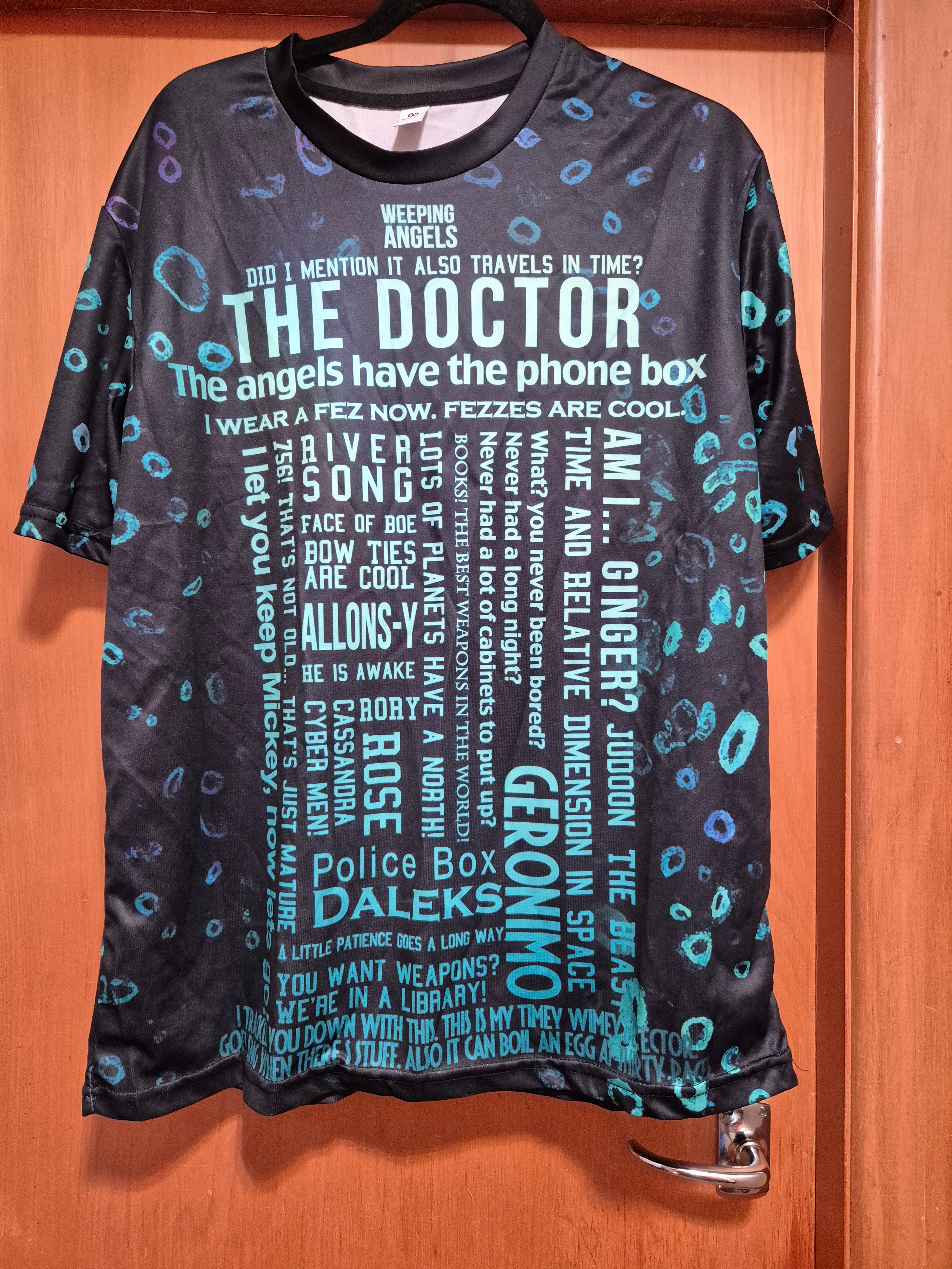 👕 Doctor Who Men’s T-Shirt – Size L 🔵