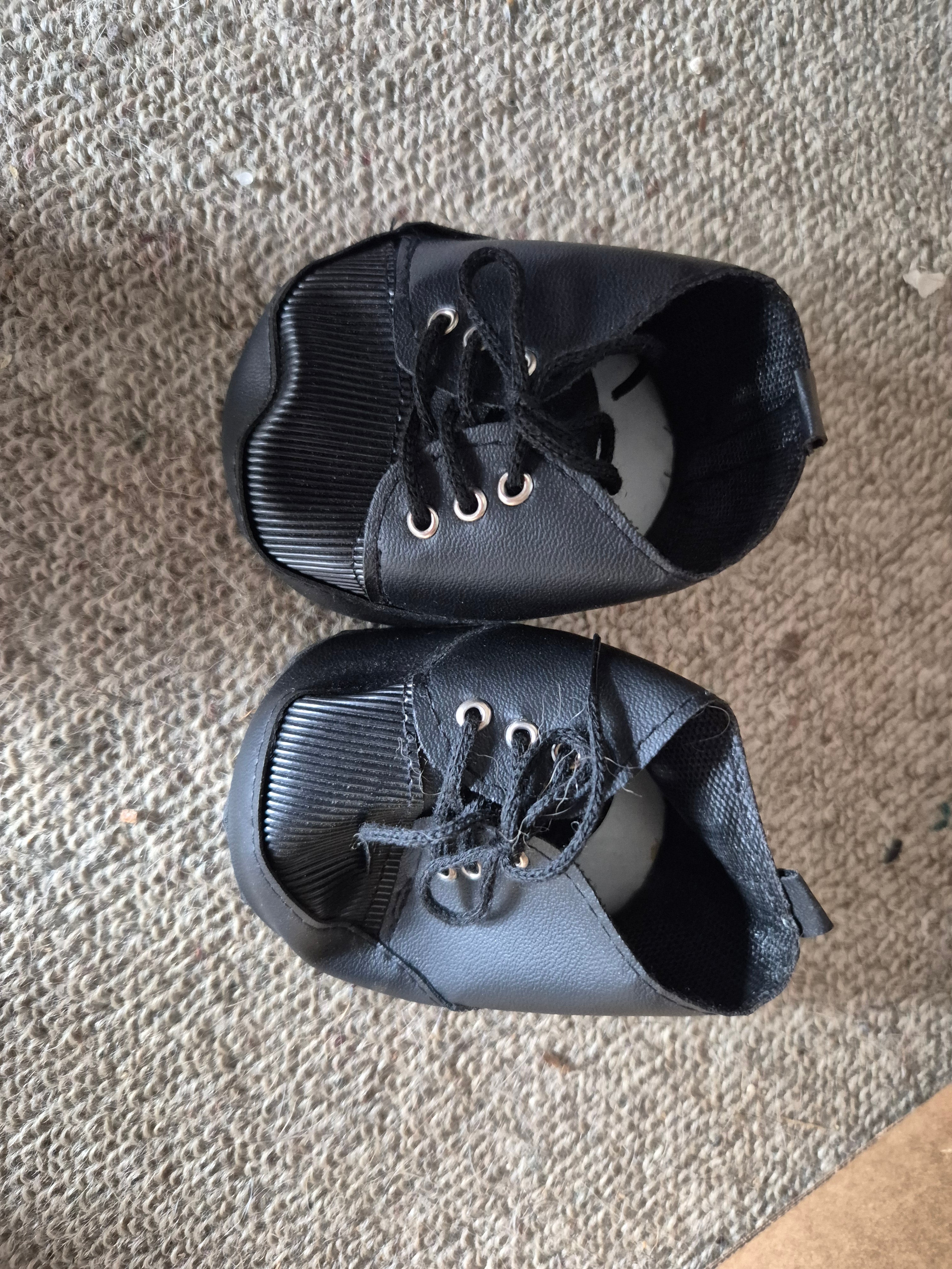 👟 Pair of Black Shoes for Teddy – Brand New