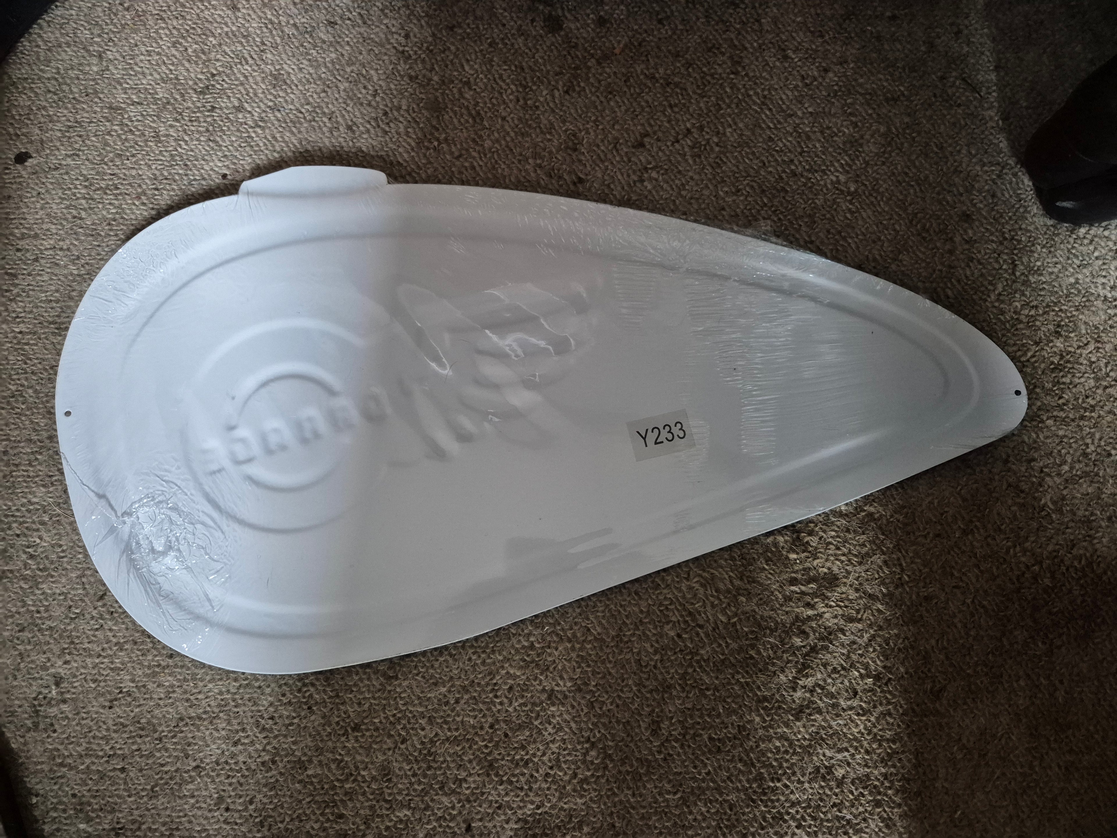 🏍️ Motorbike Garage Petrol Tank Metal Wall Art – Brand New