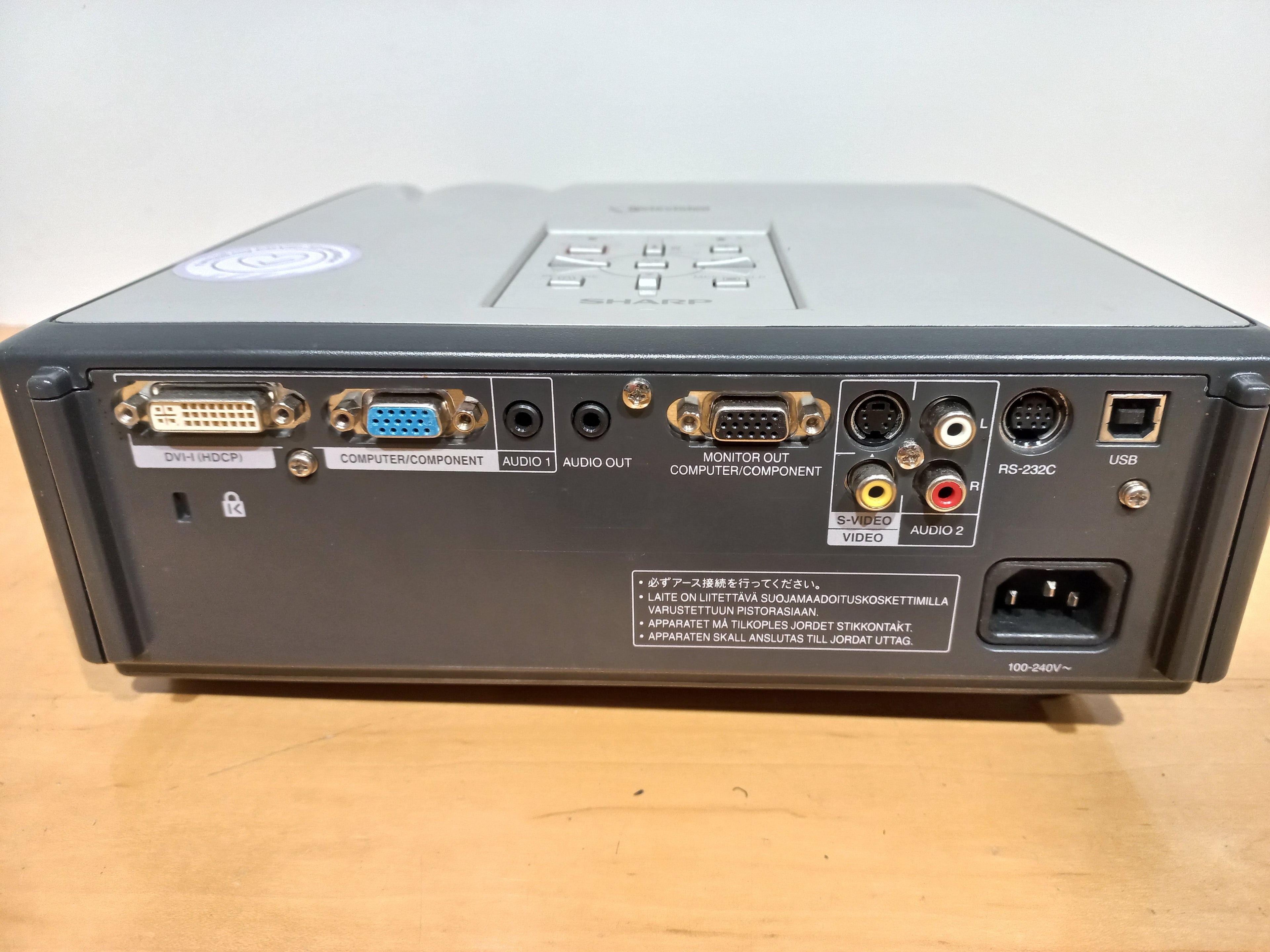 🎥 Projector - Sharp Notevision PG-F212X DLP