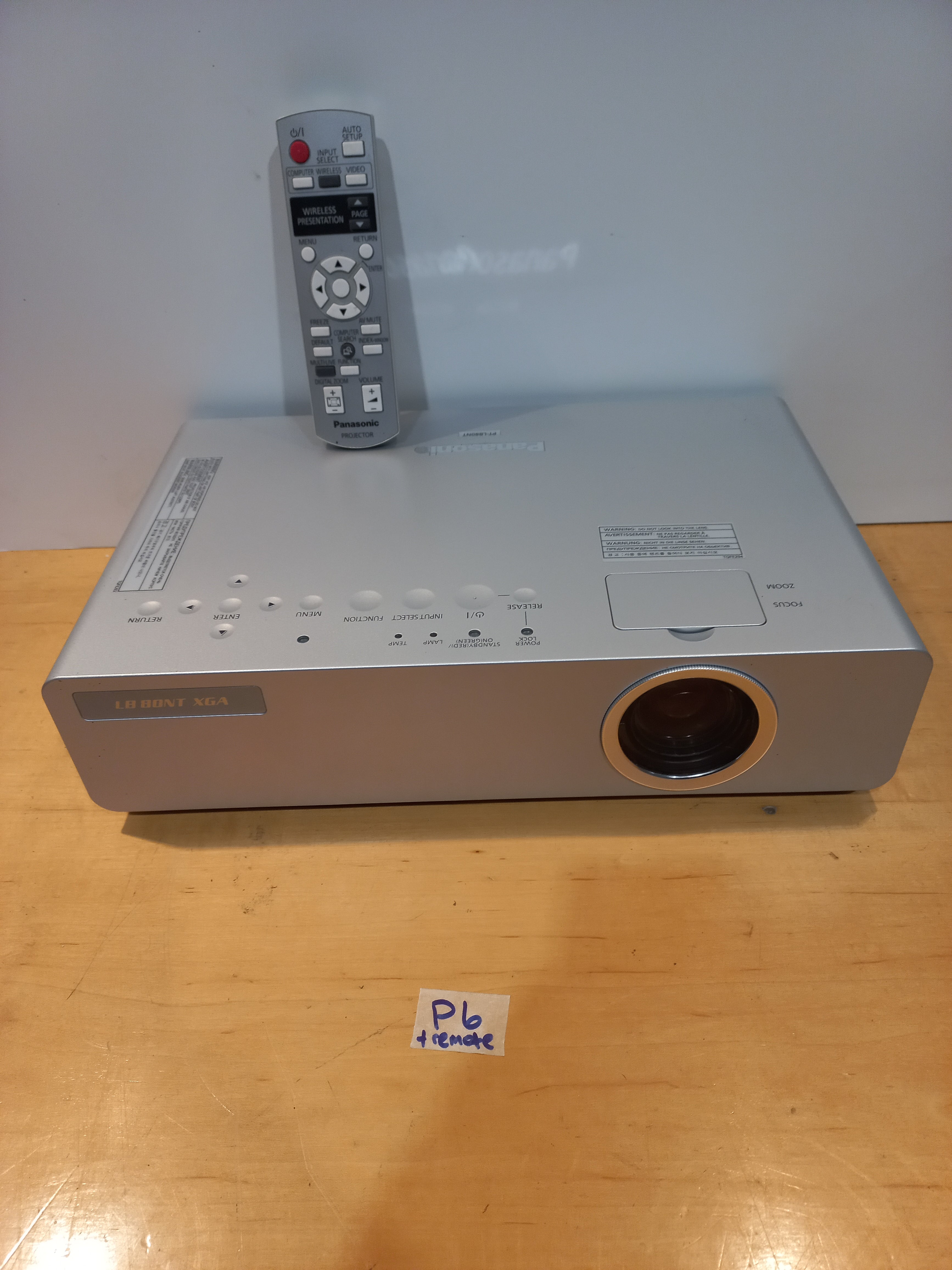 📽️ Panasonic Projector – Model PT-LB8ONT with Remote