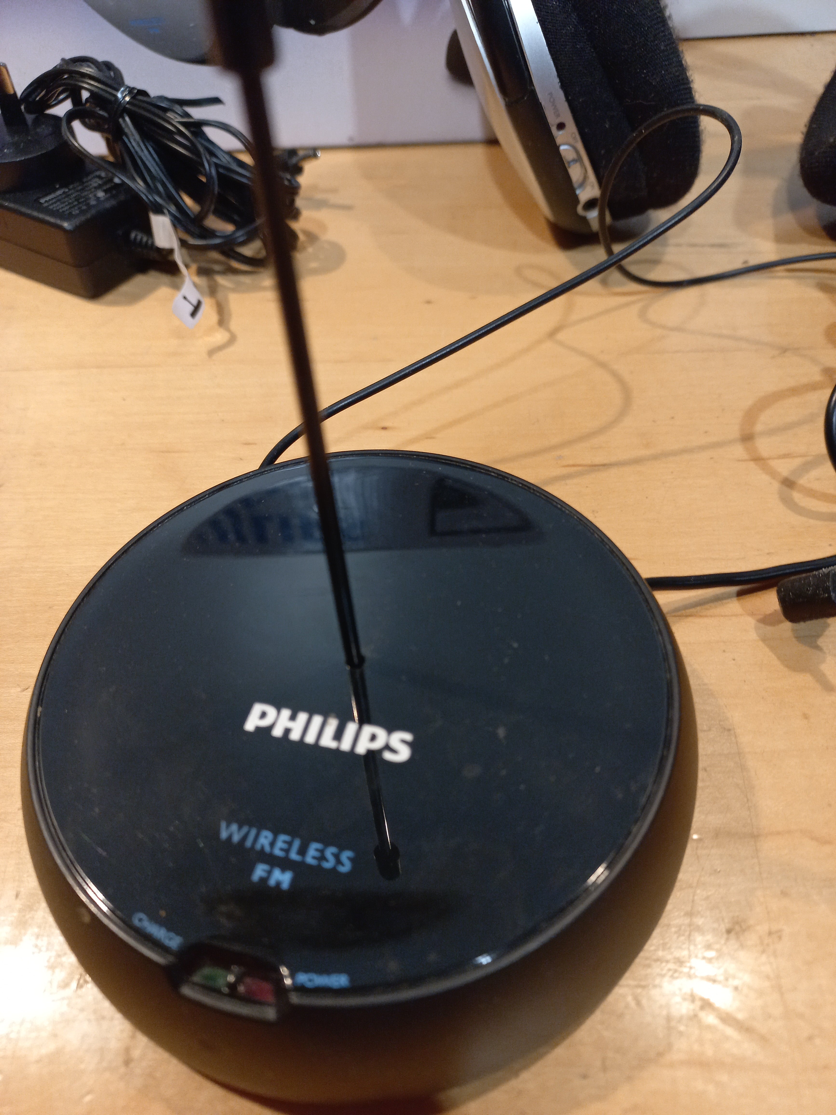 🎧 Philips SHC5100 Wireless Headphones – Brand New in Box