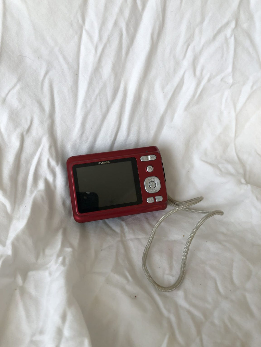 Canon PowerShot A480 Digital Camera – Deep Red