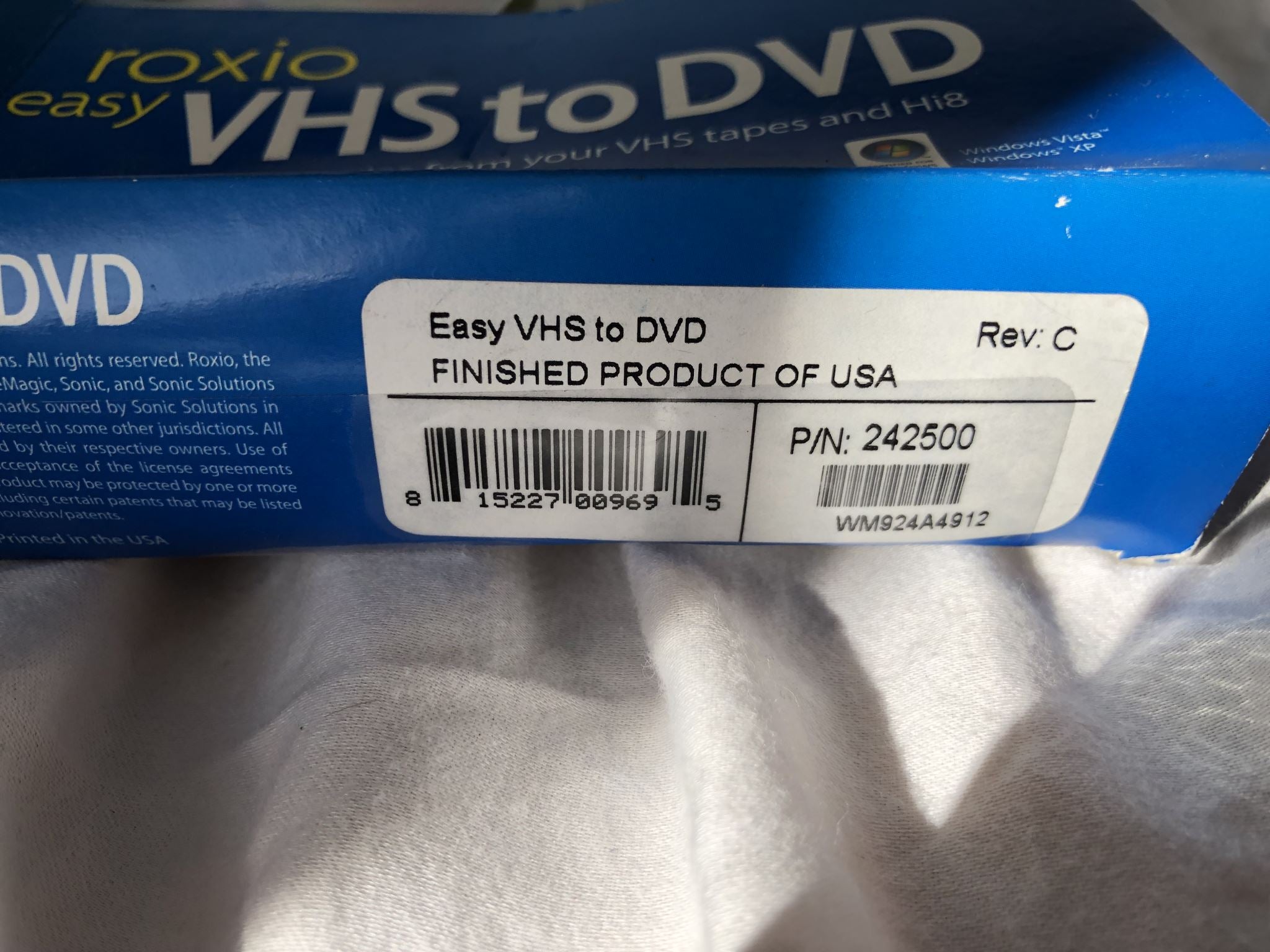 Roxio VHS to DVD Kit – Video Capture And Conversion Software (Original Packaging)