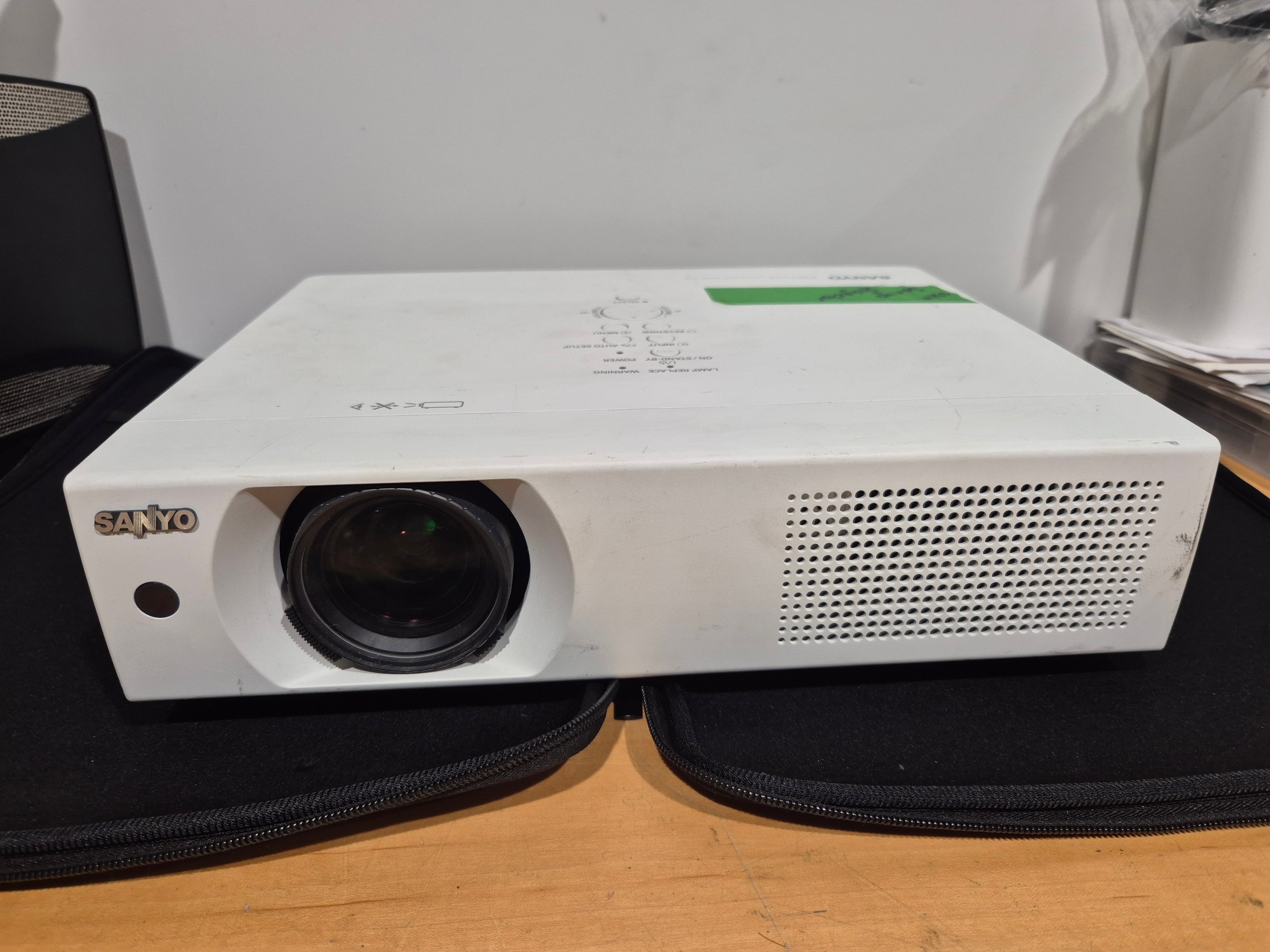Sanyo PLX‑XU105 ProxtraX Multiverse Projector – Tested Working – No Remote