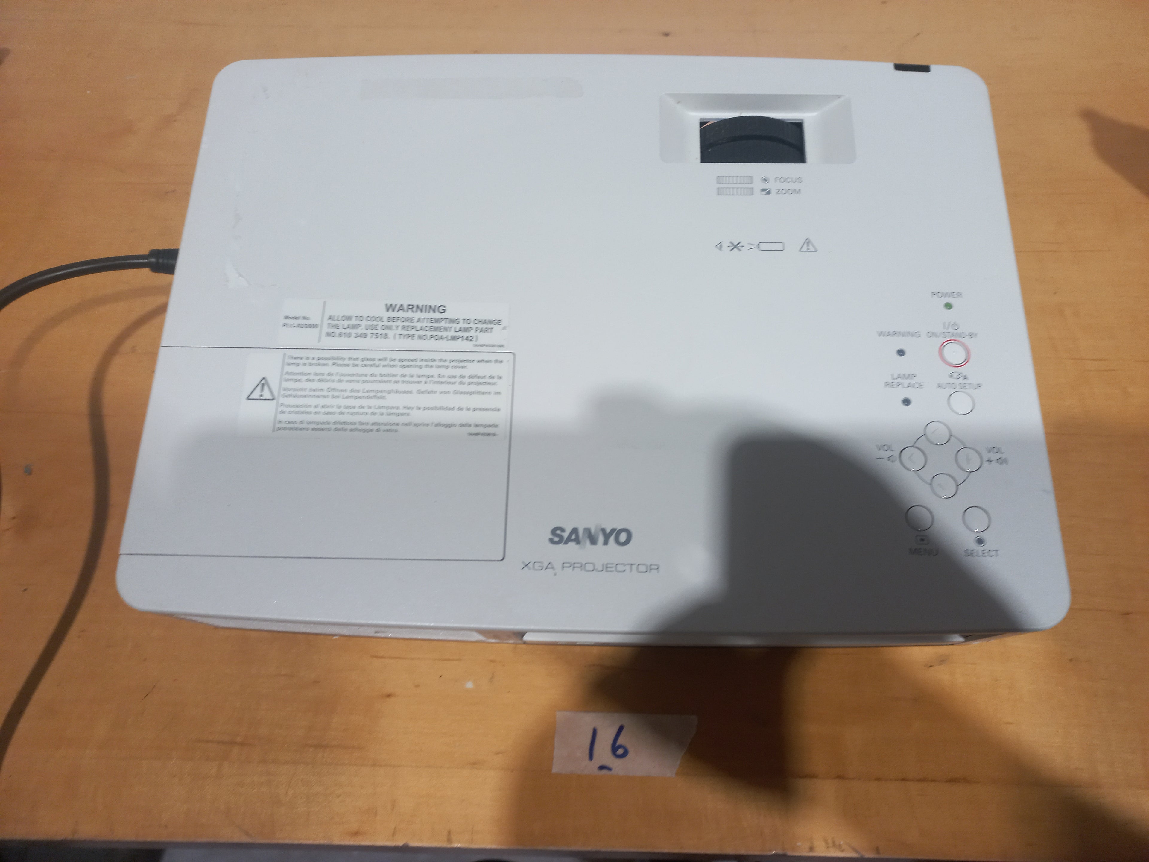 🎥 Sanyo PLC-XD2600 XGA LCD Projector
