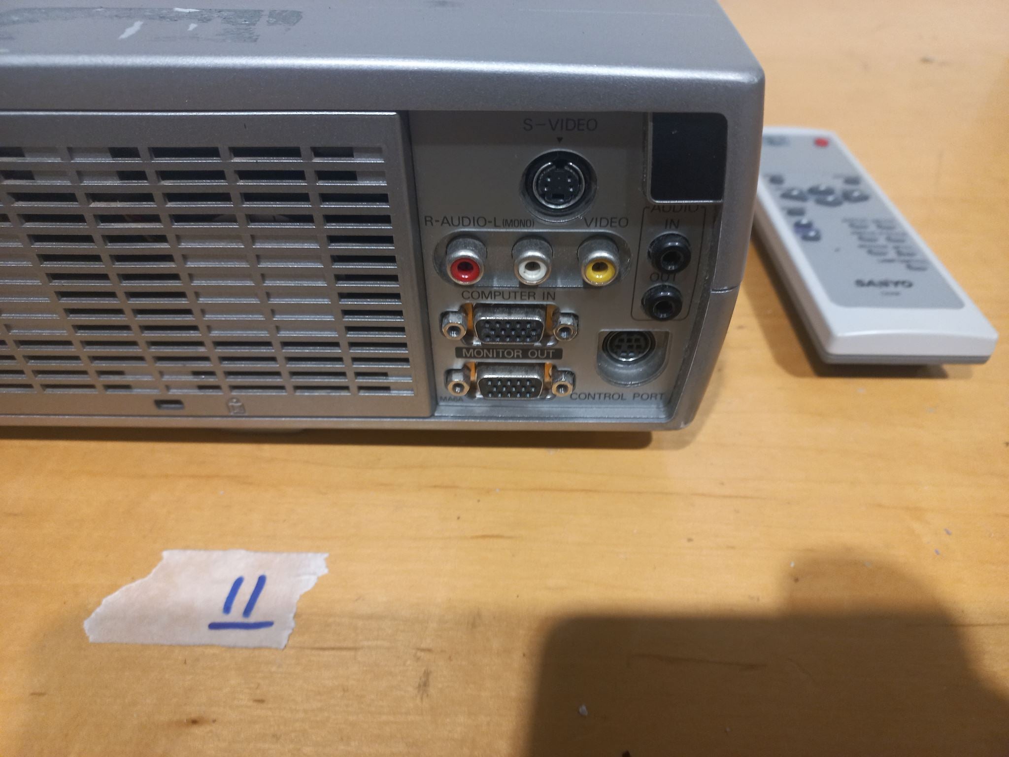 Sanyo Pro-X Multimedia Projector – Model PLC-SU20E
