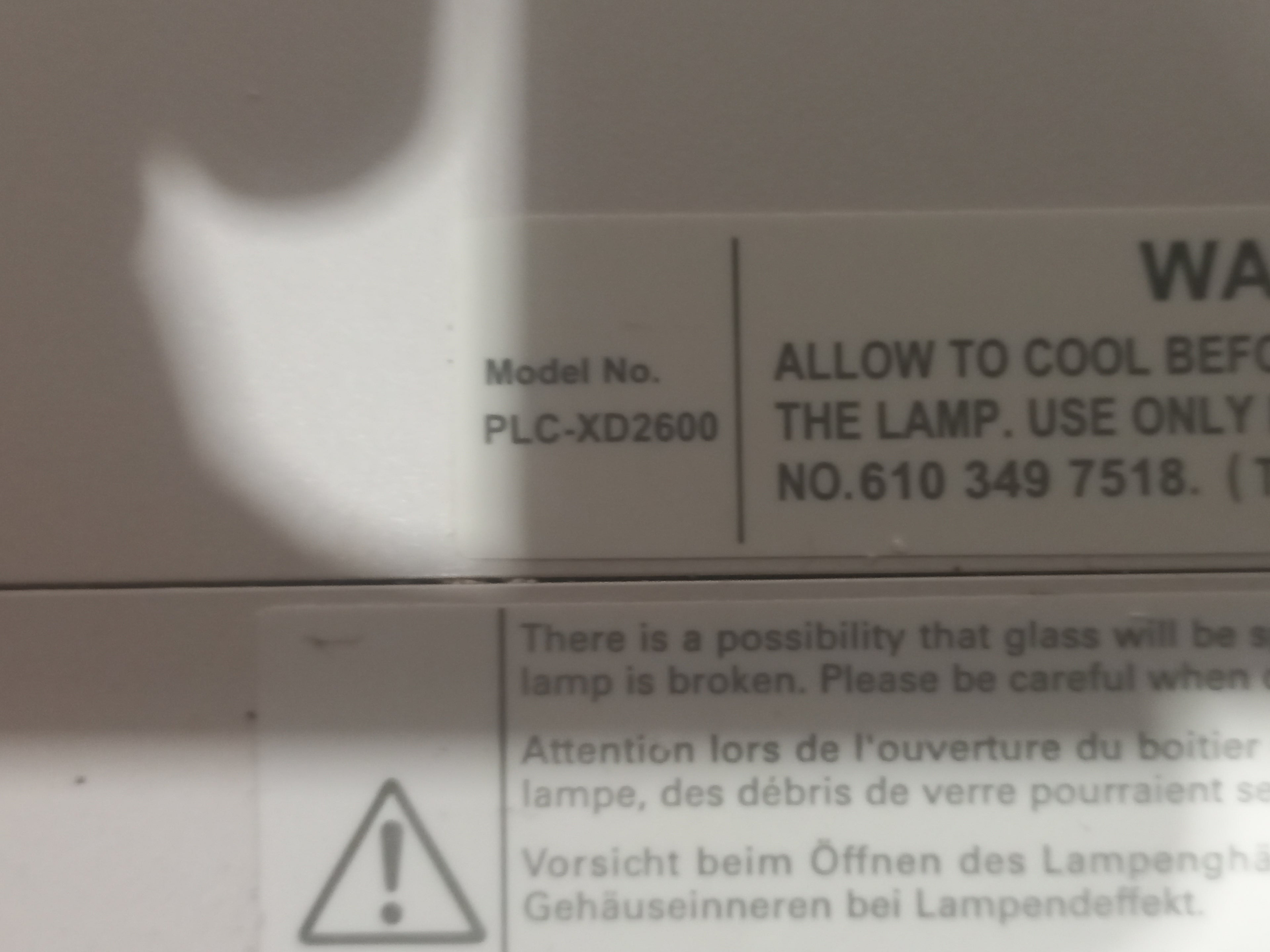 🎥 Sanyo PLC-XD2600 XGA LCD Projector