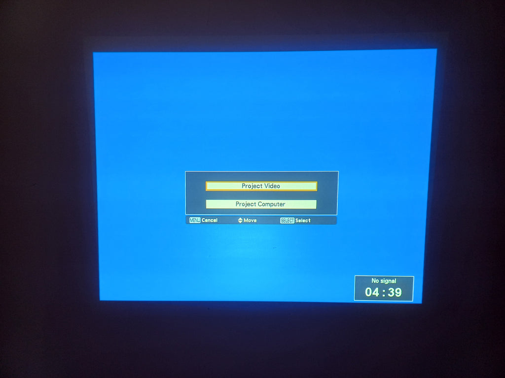 📌&nbsp; Sanyo XGA Projector – PLC‑XD2600 – Very Good Condition