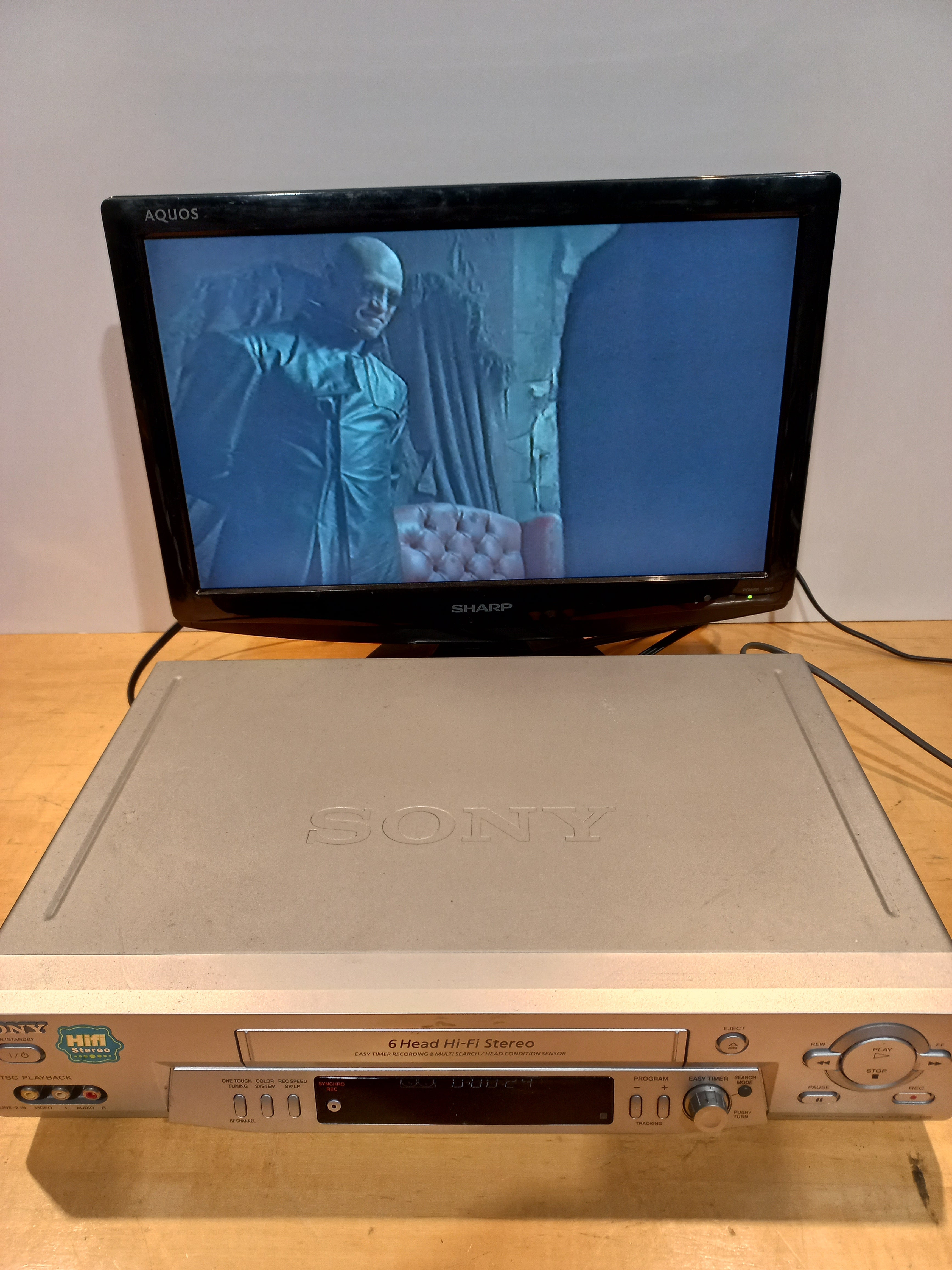 Sony VHS Player – Model SLV-EZ7-15NZ