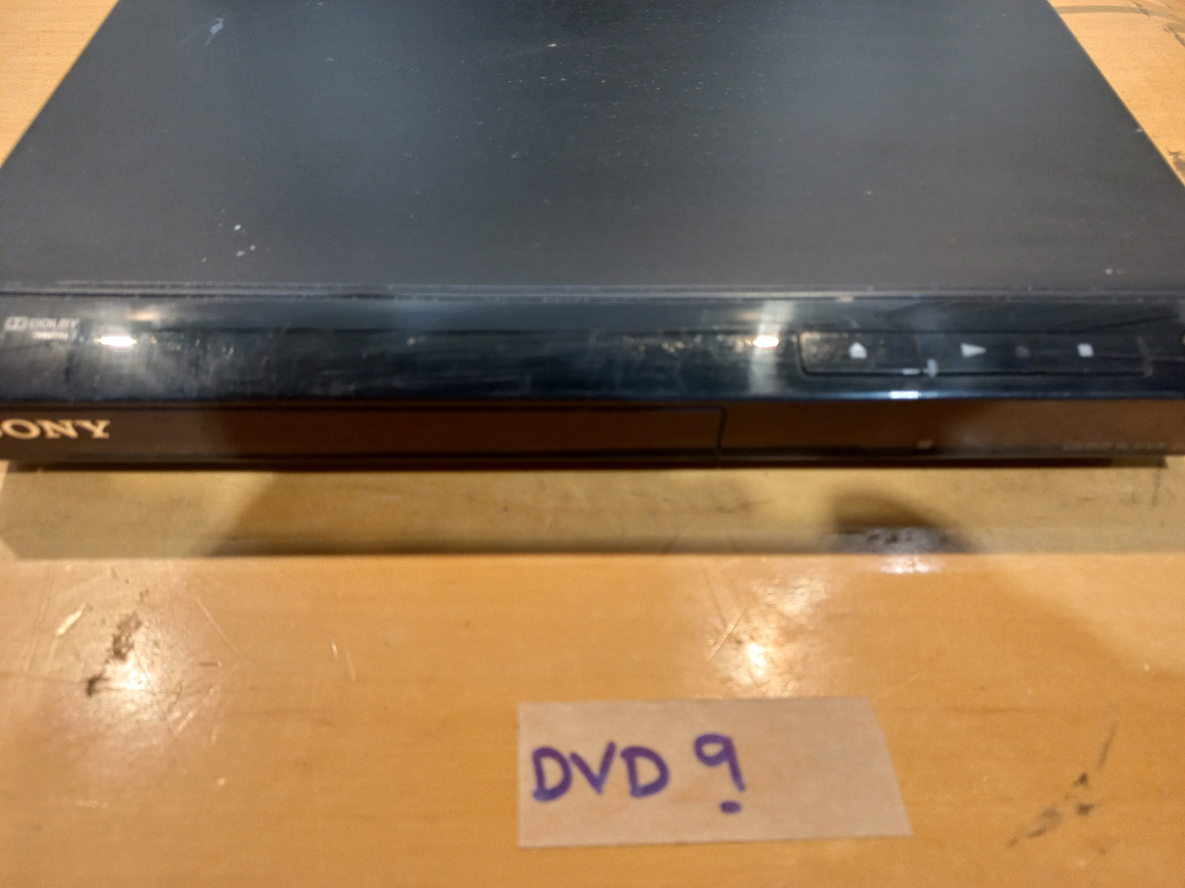💿 Sony DVD Player – Model DVP-SR110