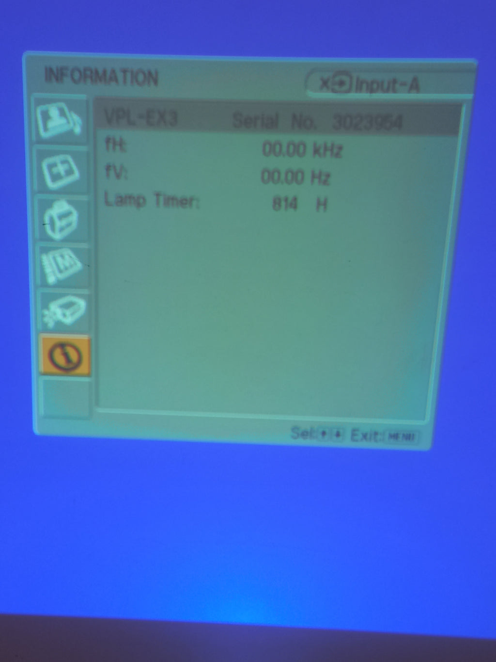 Sony VPL‑EX3 XGA Projector – Good Clean Working Condition – 814hrs Lamp