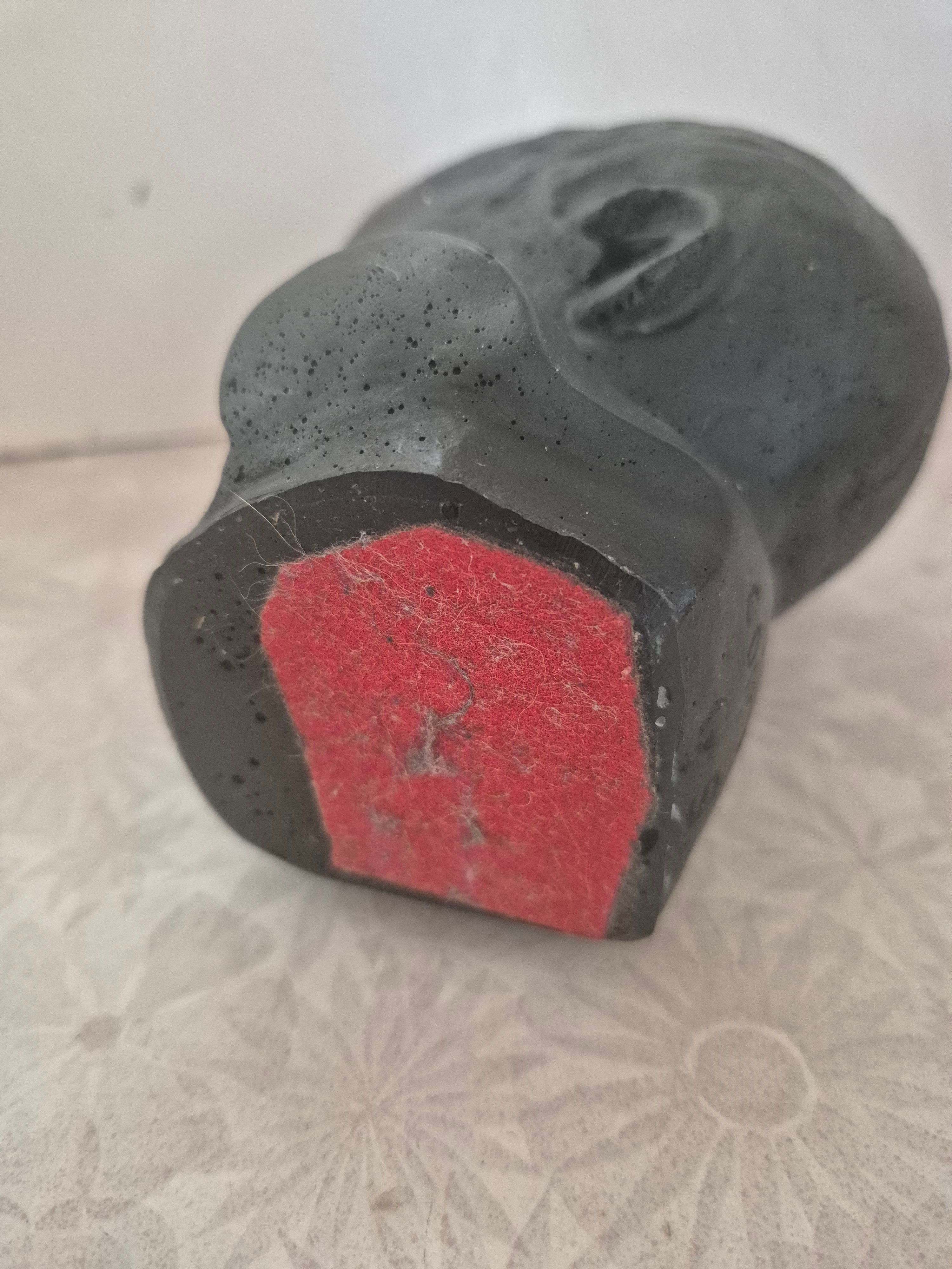 🖤 Vintage Black Baby Bust Ornament – Heavyweight Sculpture with Felt Base