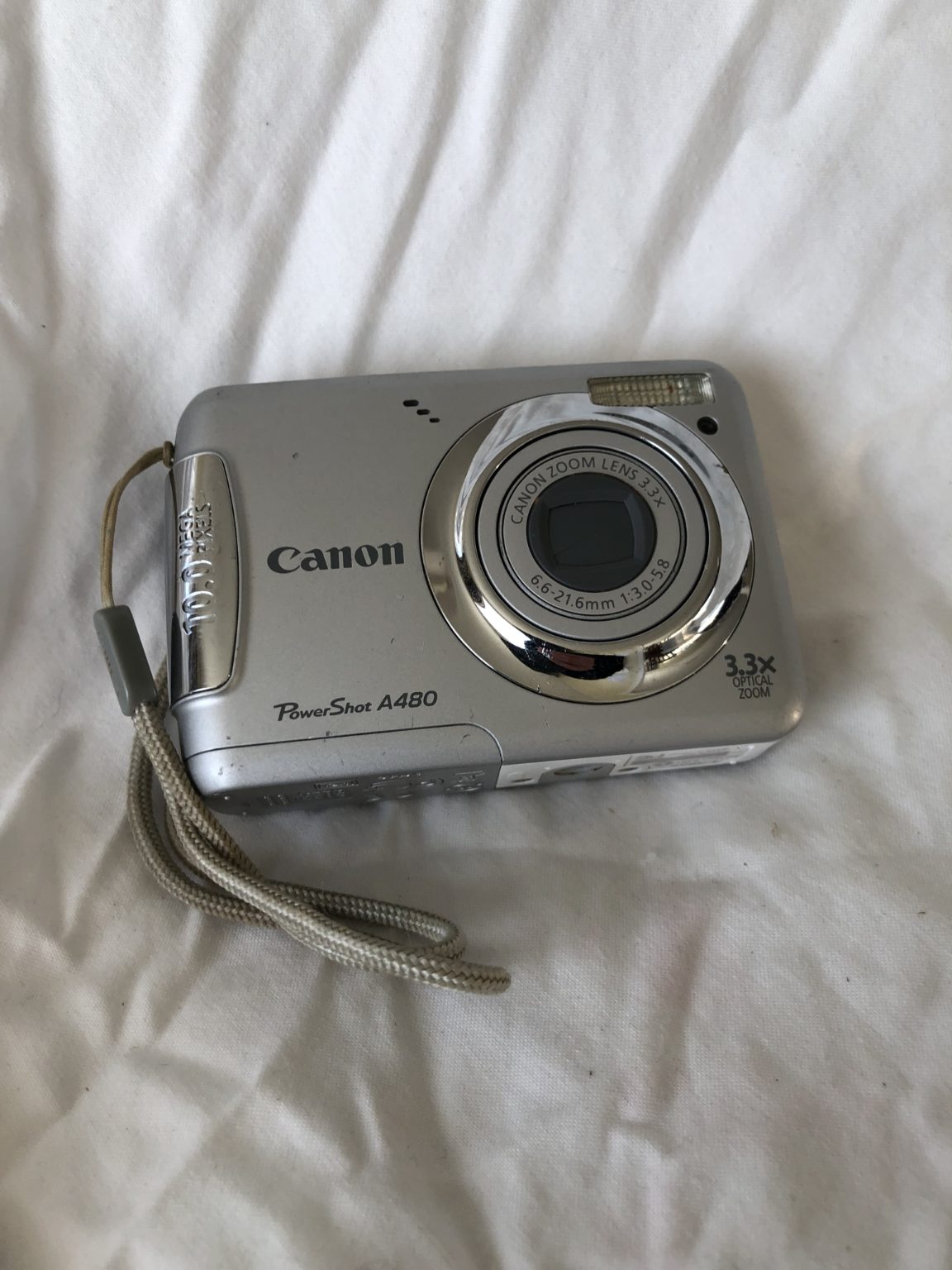 Canon PowerShot A480 Digital Camera – Silver