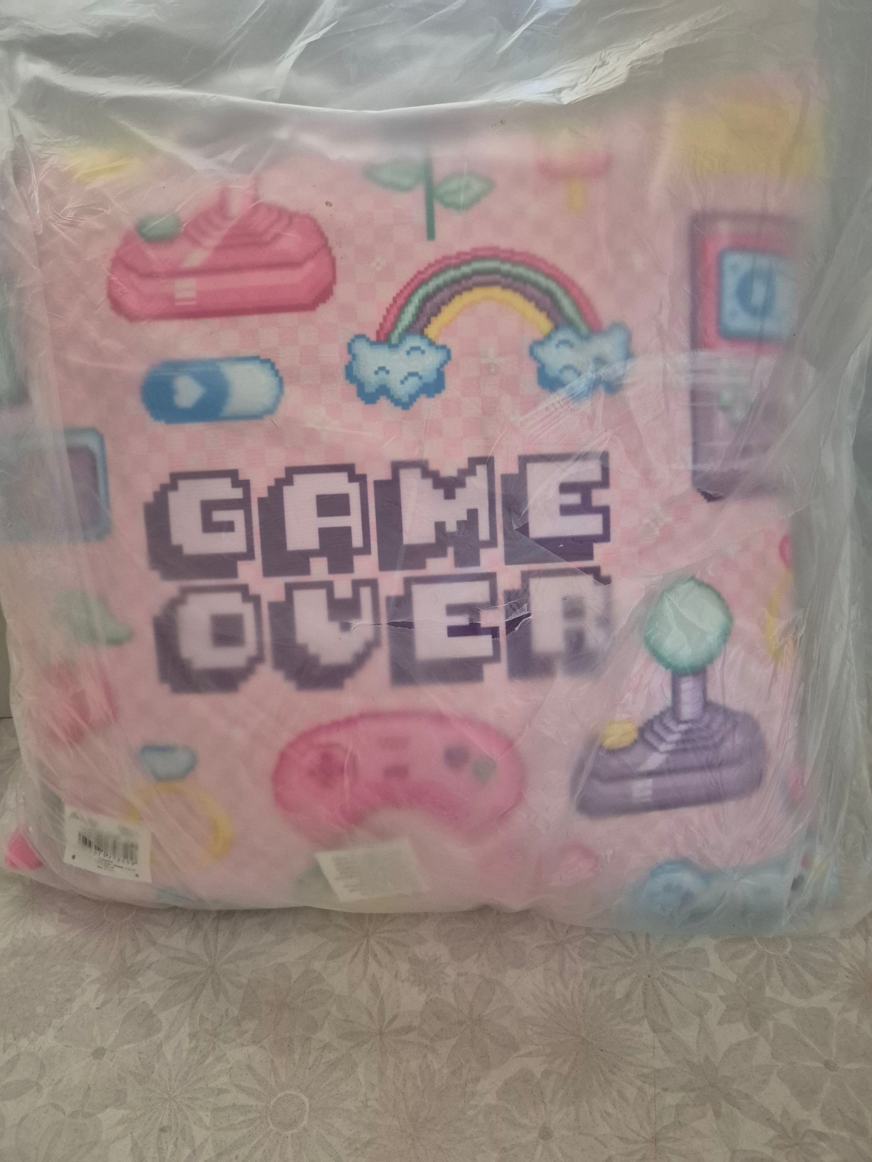 🎮 Puckator Girls’ Floor/Bed Cushion – Game Over Theme – 36cm x 36cm 💖