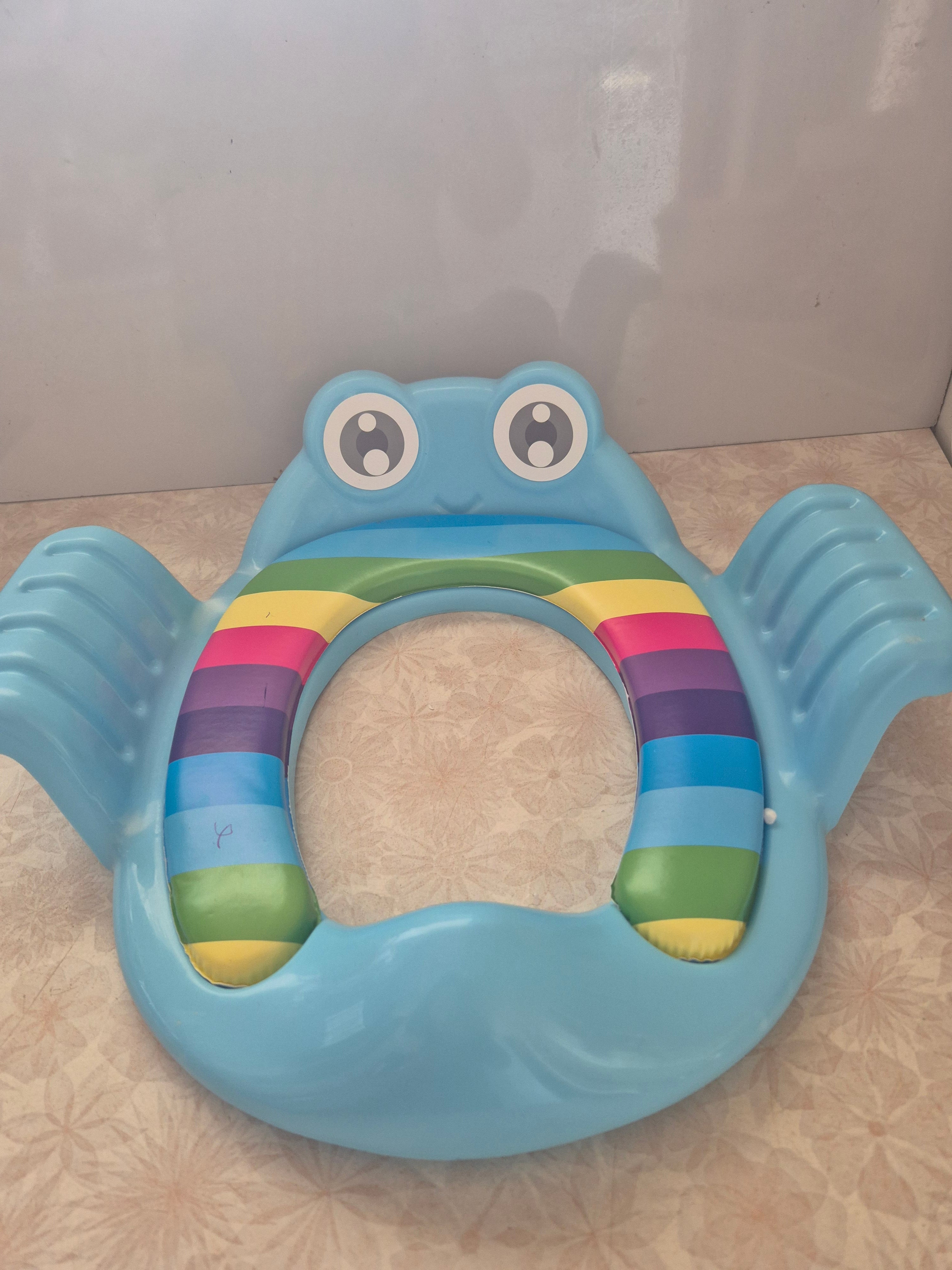 🚽 Child’s Toilet Training Seat – Bright & Colorful – Brand New 🌈