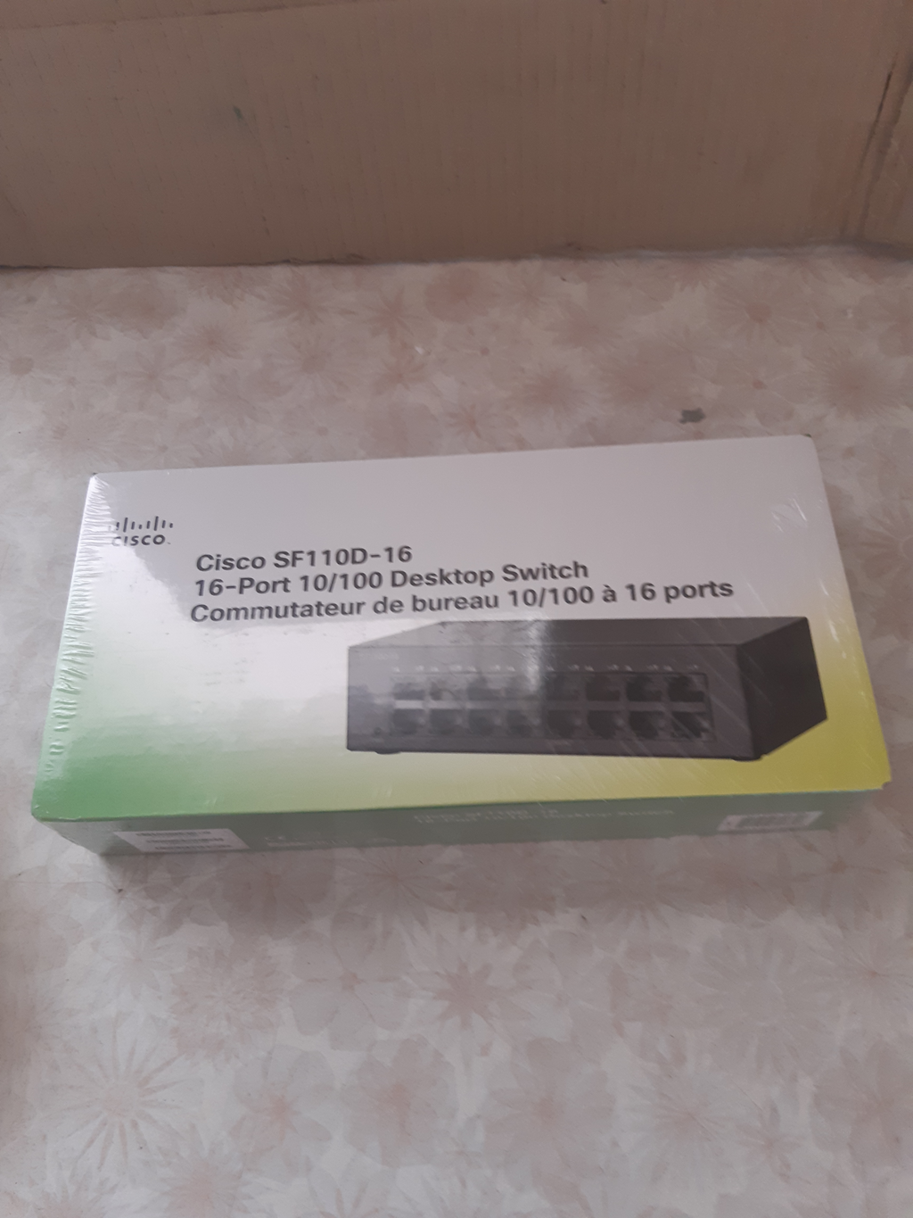 Cisco  Desktop Switch - SF110D-16 – 16-Port 10/100