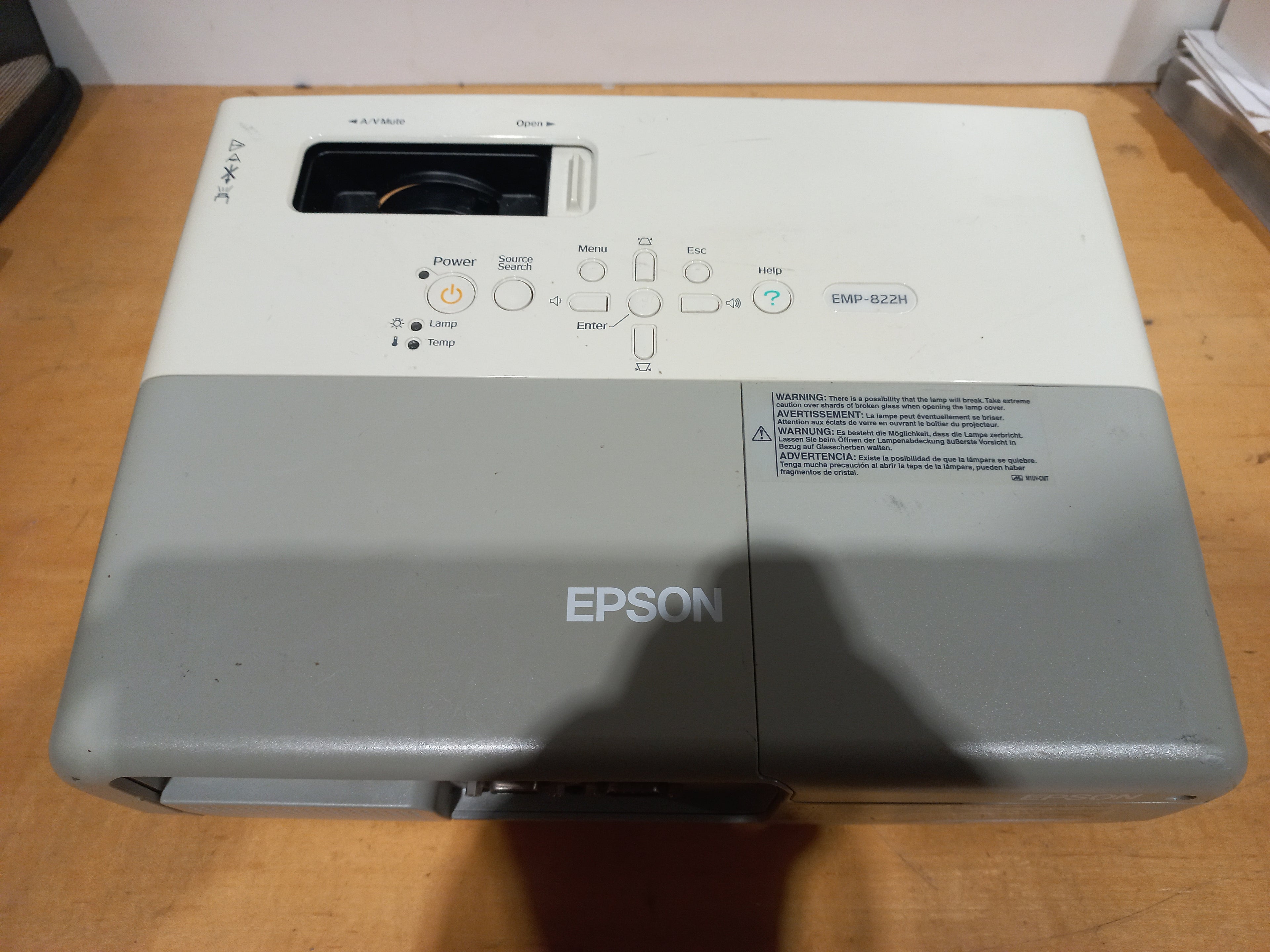 Epson EMP-822H Multimedia Projector With Remote