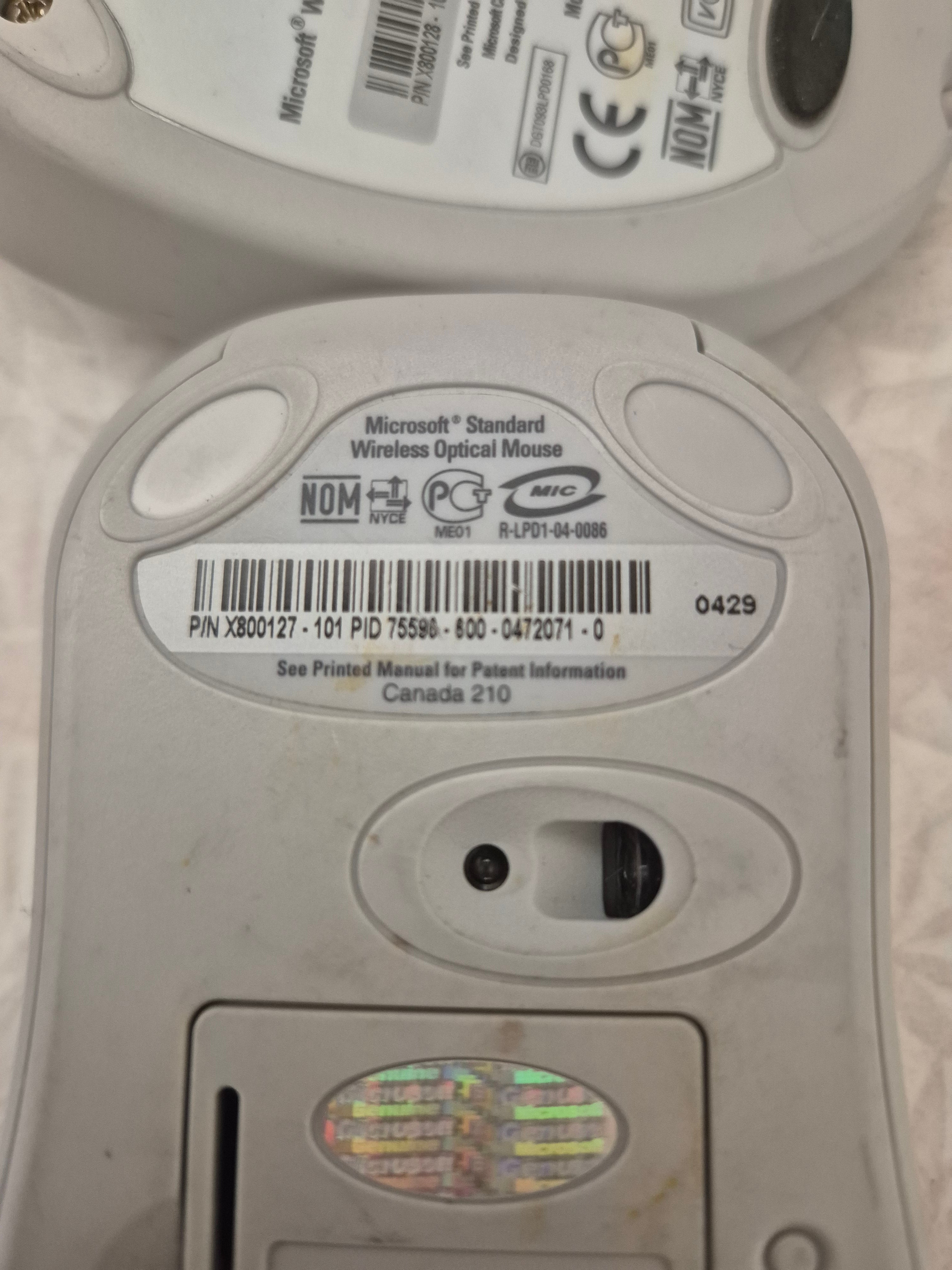 Microsoft Wireless Optical Mouse With USB Optical Receiver 3.0