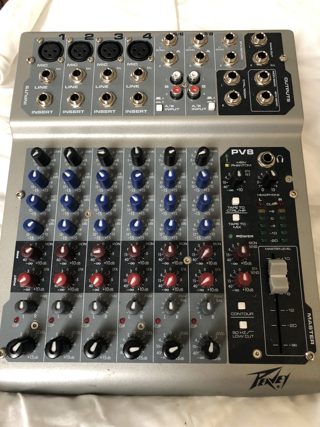 ⭐Peavey PV8 Compact Audio Mixer – Silver