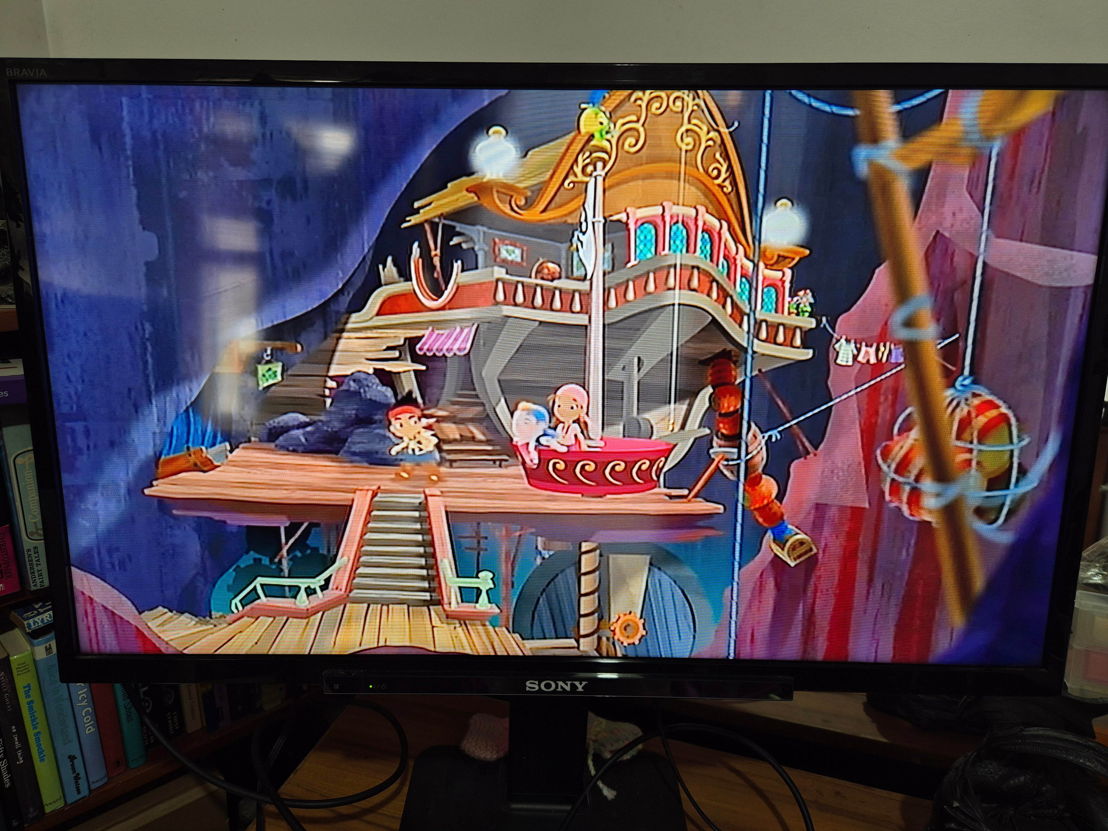 Samsung BD-D5500 Blu-ray Player in good working condition.