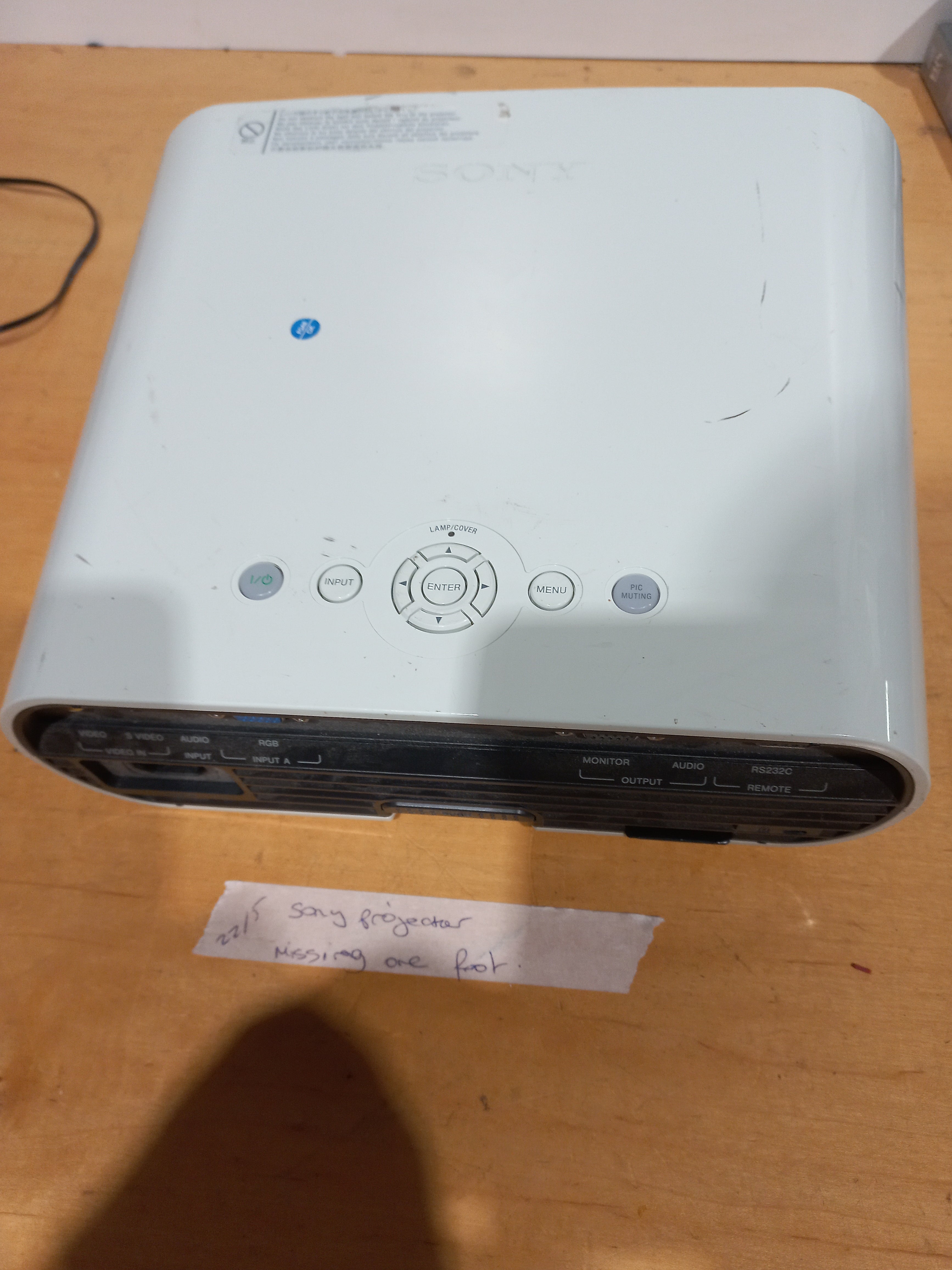 Sony VPL‑EX7 XGA Projector – Good Working Condition – One Foot Missing