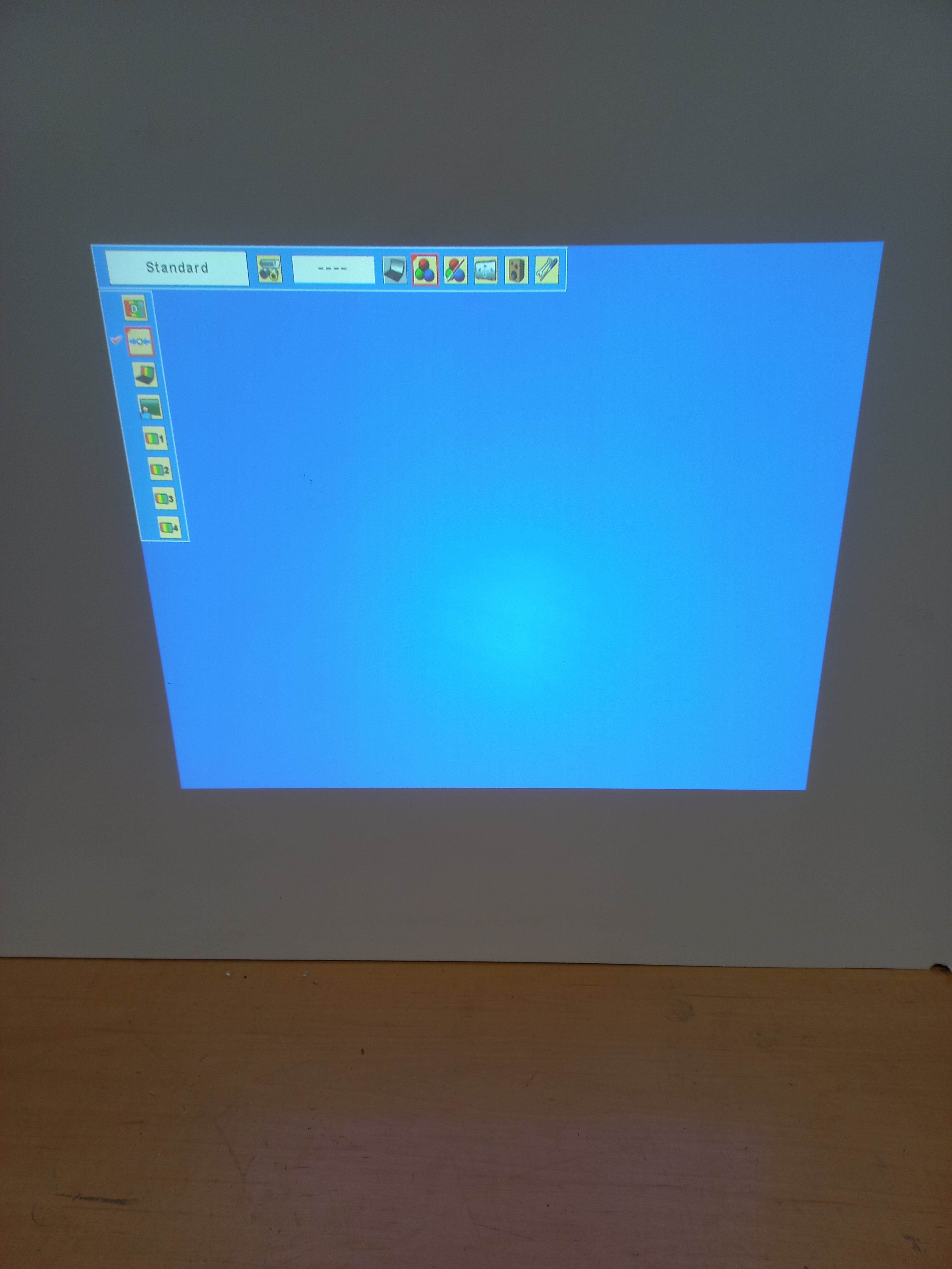 🎥 Sanyo PROxtraX Multiverse Projector – Model PLC-XU74