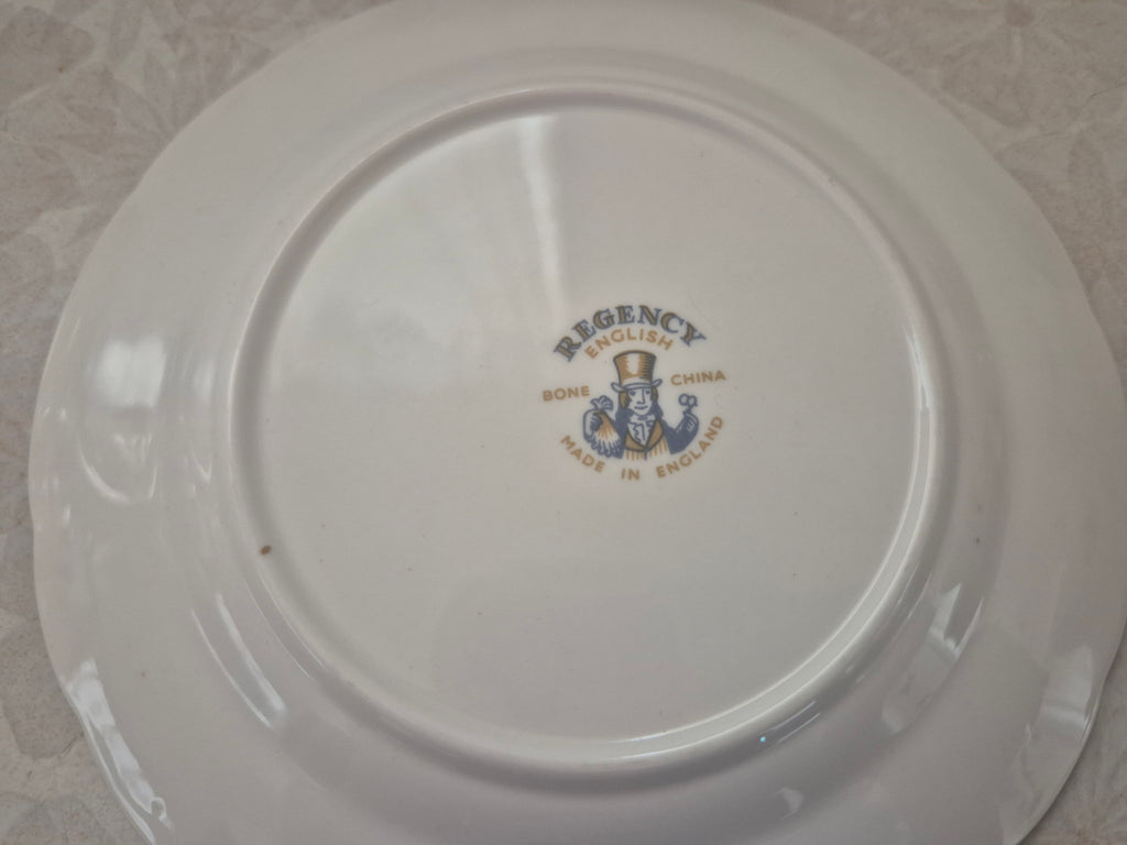 🍽️ Regency Bone China Trio – Cup, Saucer & Plate Set – Gold &amp; White Rose Design 🌹