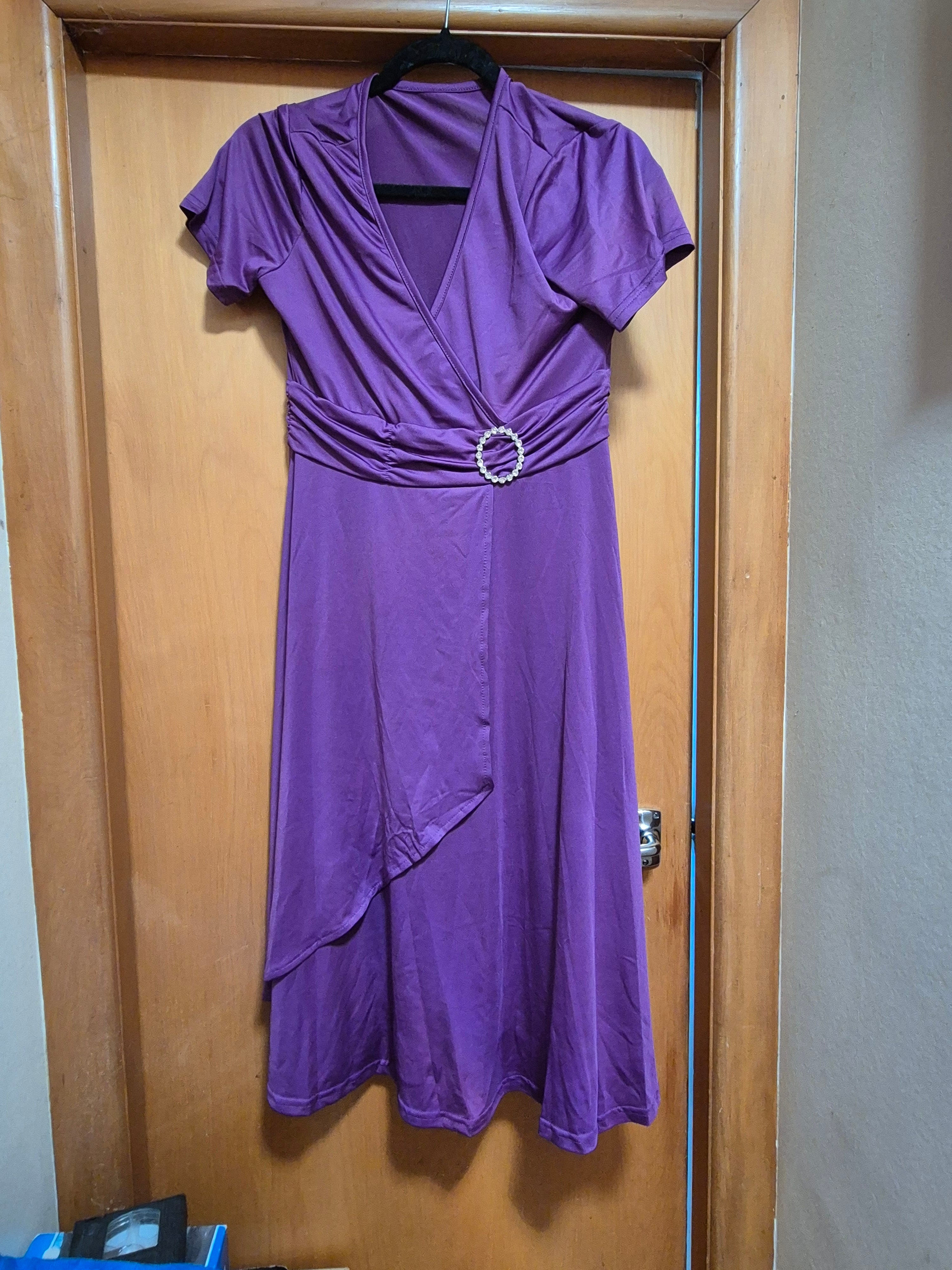 💜 Brand New Purple Formal Dress – Size 12 💜